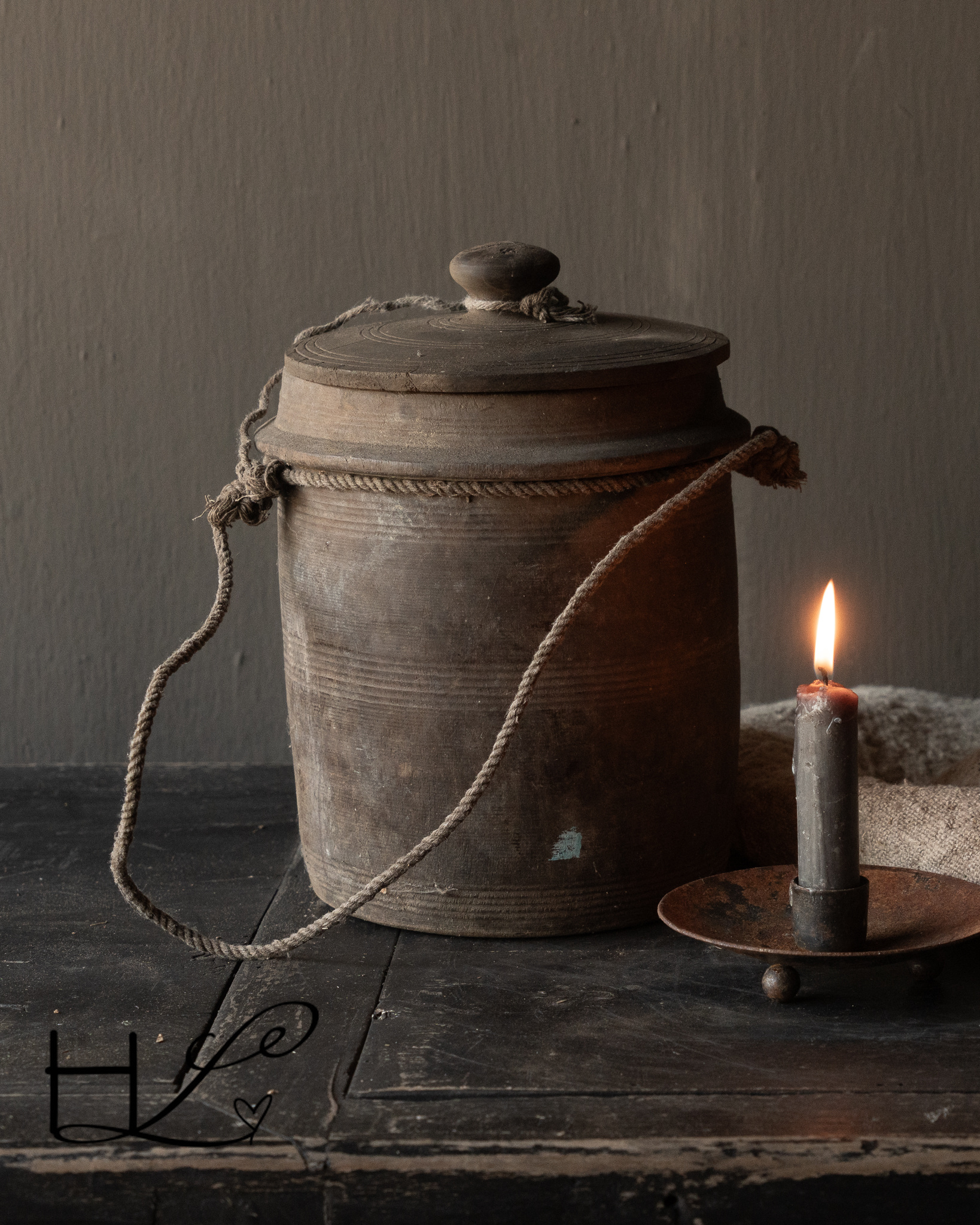 Unieke Antieke Houten Melkpot met Deksel – Nepal-2