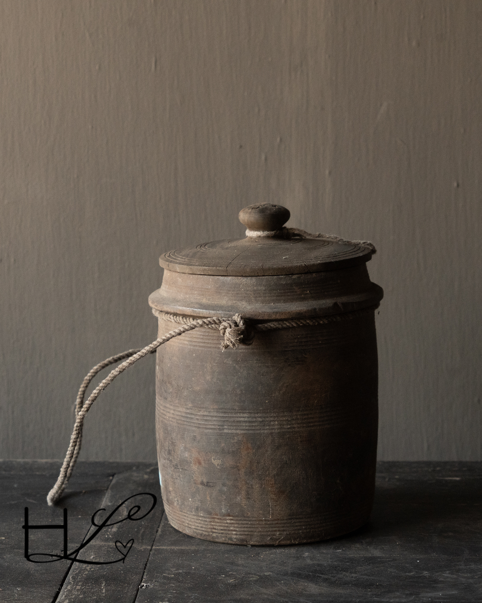 Unieke Antieke Houten Melkpot met Deksel – Nepal-5