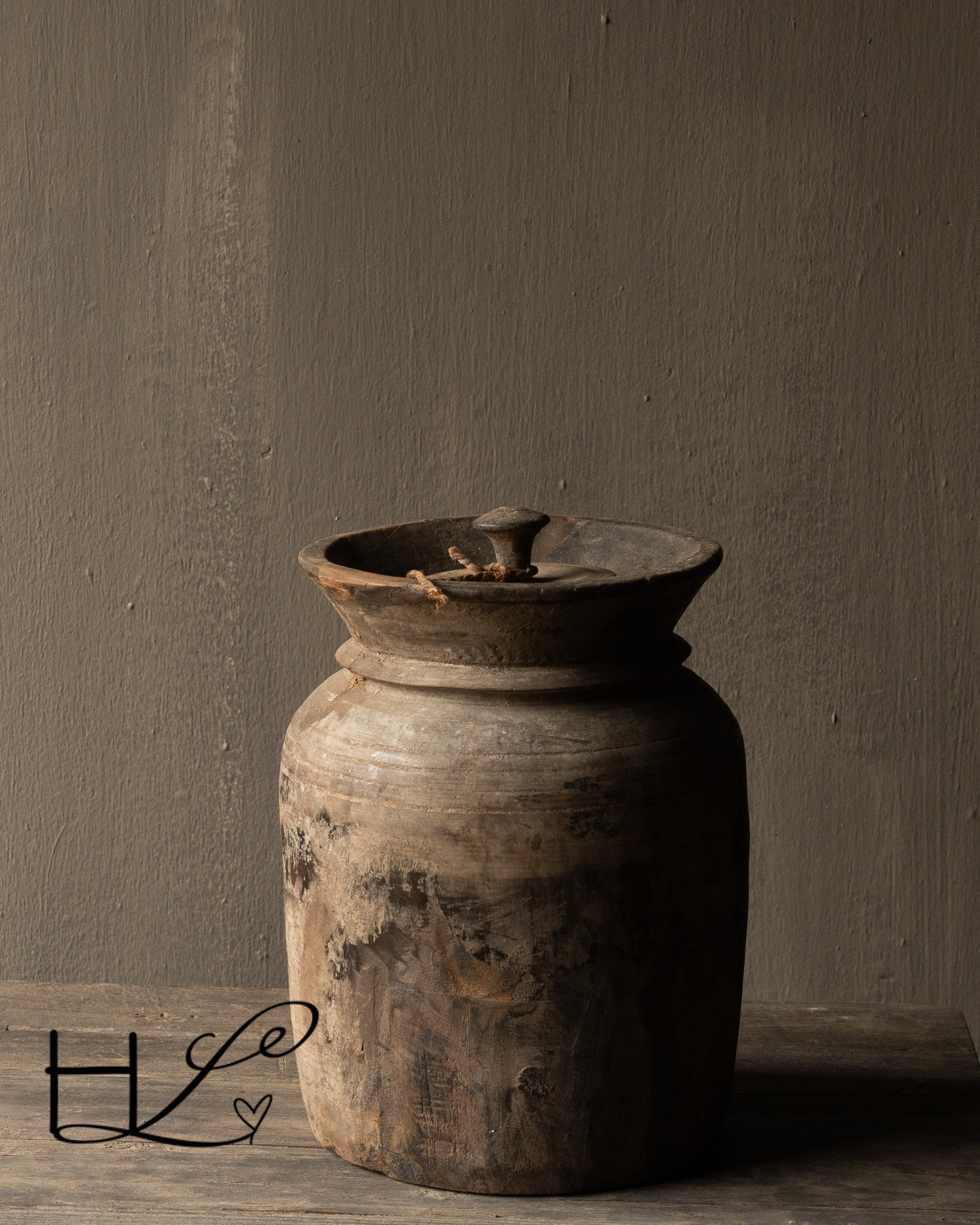 Unieke Antieke Houten Melkpot met Deksel – Nepal-2