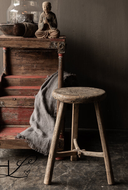 Einzigartiger, authentischer runder Holzhocker aus Ulmenholz