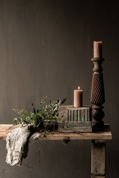 Schöner alter Baluster-Kerzenständer aus Holz Aura Peeperkorn