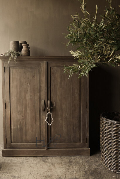 Stoer boeren oud houten tv kast