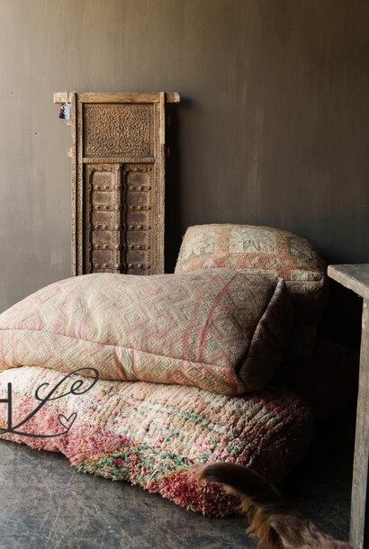 Moroccan Berber cushion in soft pastel colours