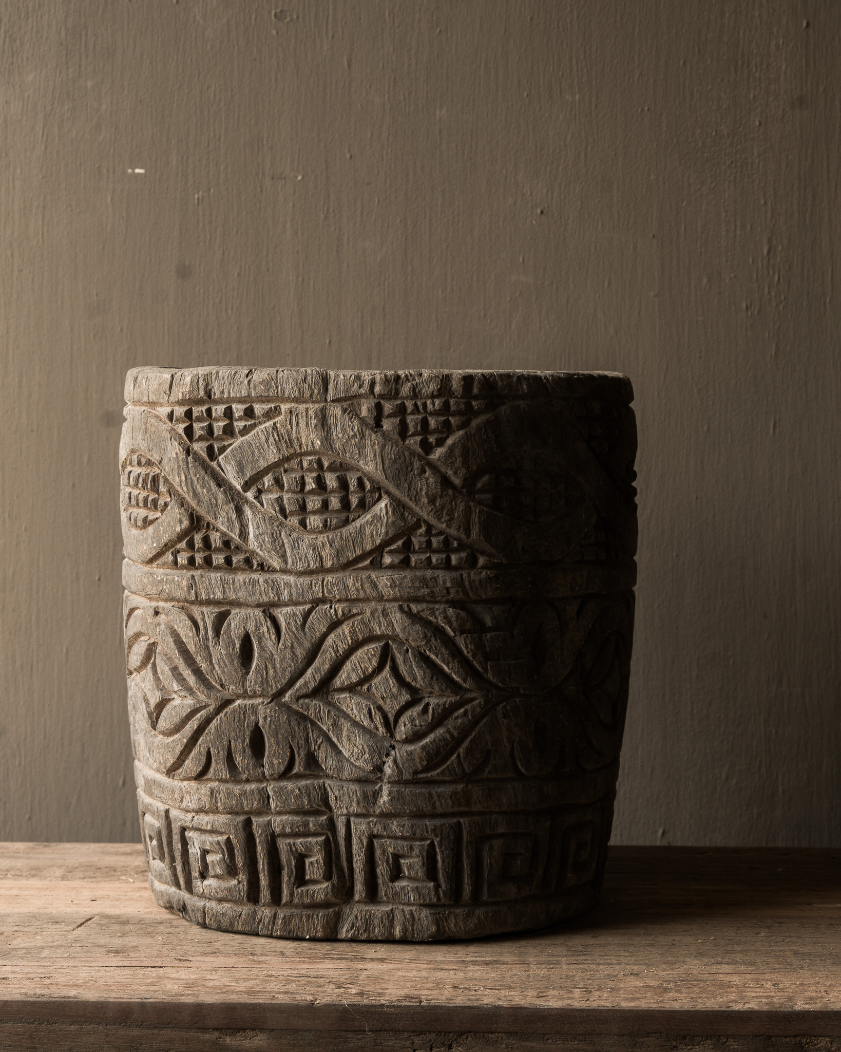 Alter hölzerner Mörser / Topf – Indien-3