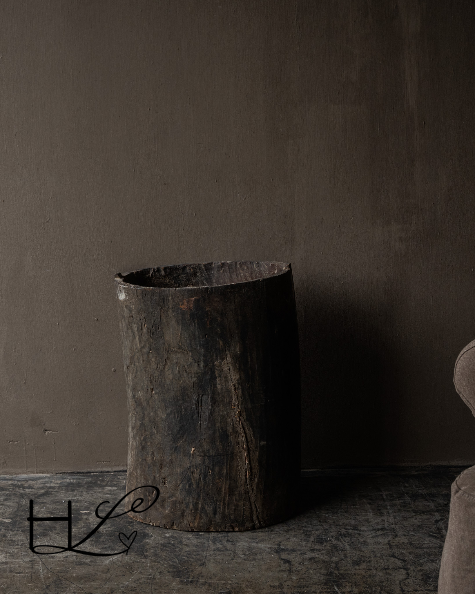 Old wooden Naga bowl - India-2