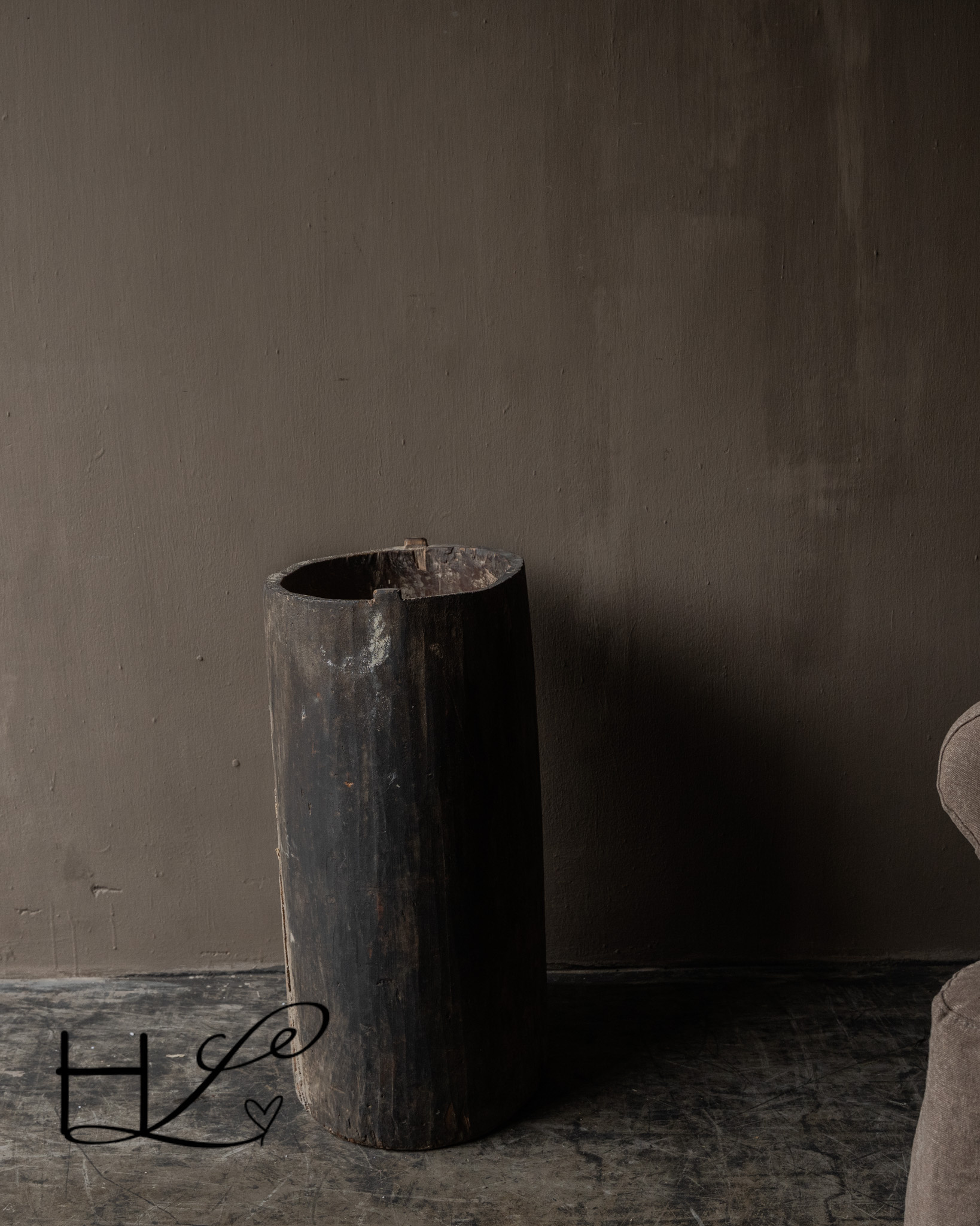 Old wooden Naga bowl - India-3