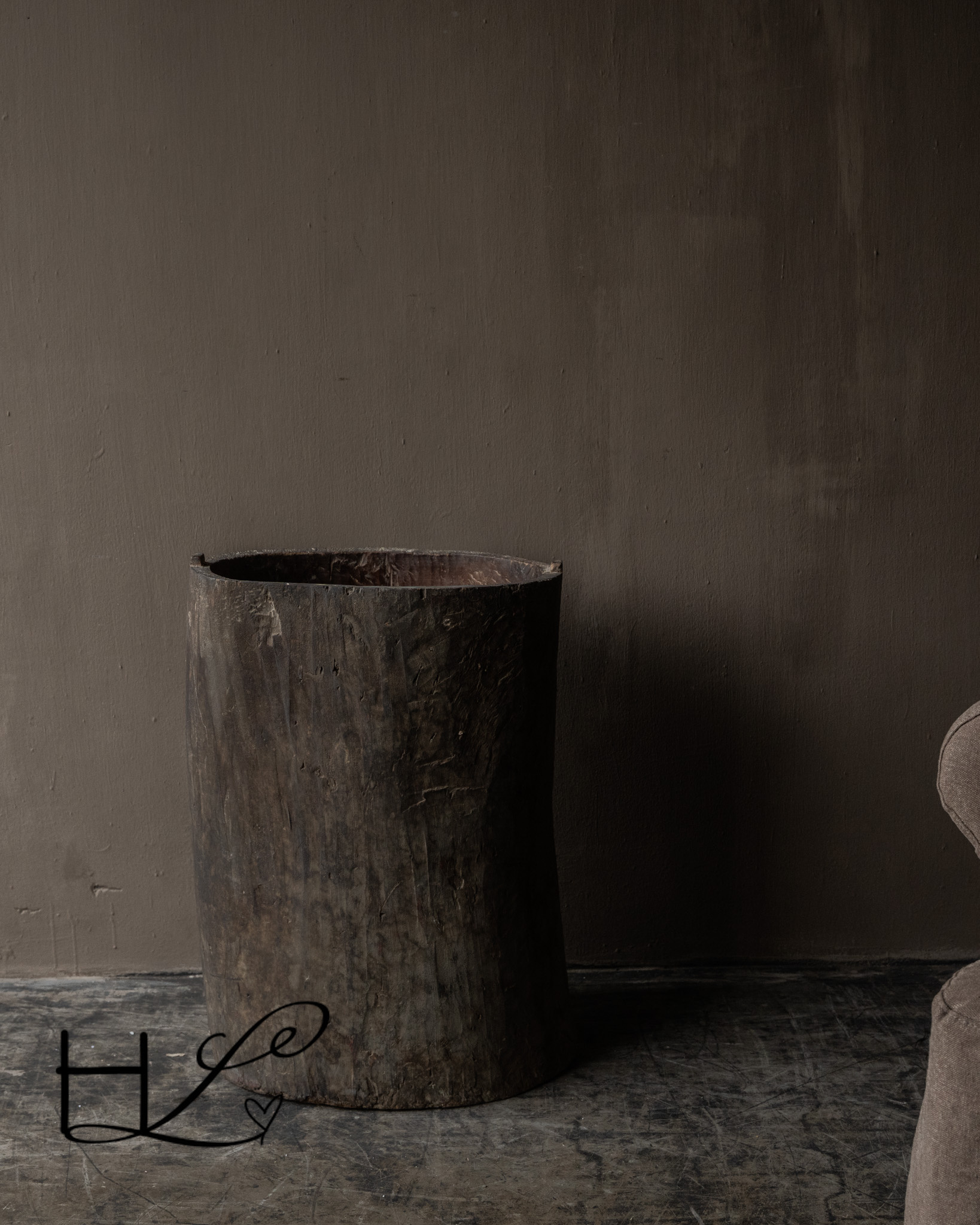 Old wooden Naga bowl - India-4