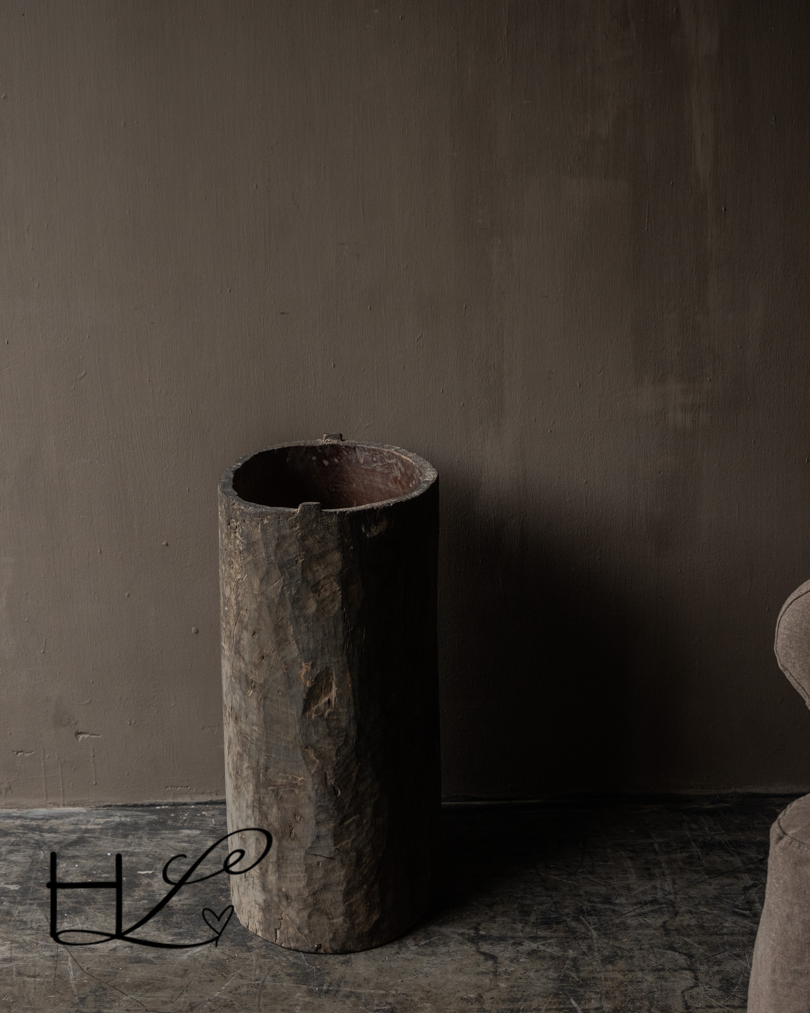 Old wooden Naga bowl - India-5