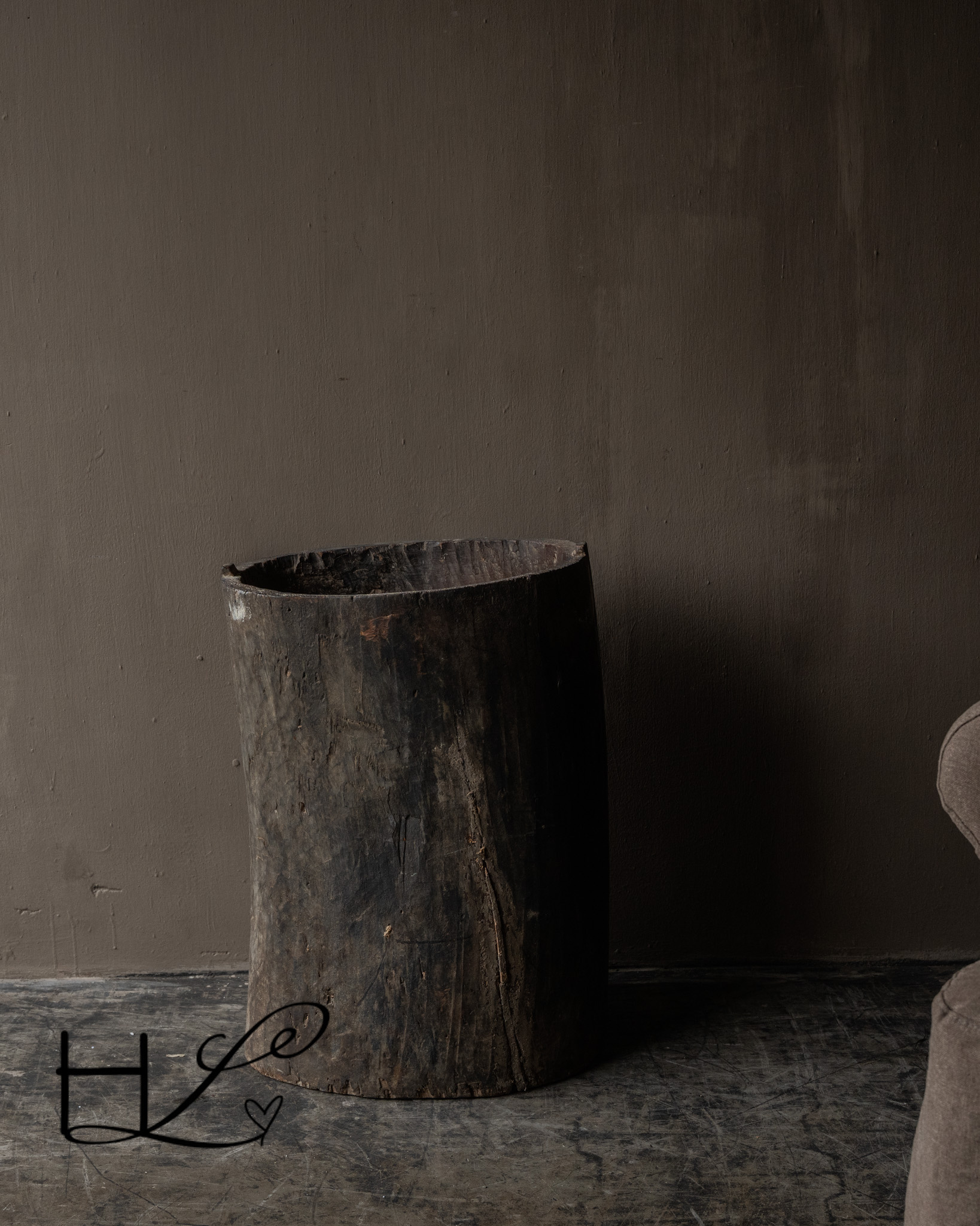 Old wooden Naga bowl - India-6