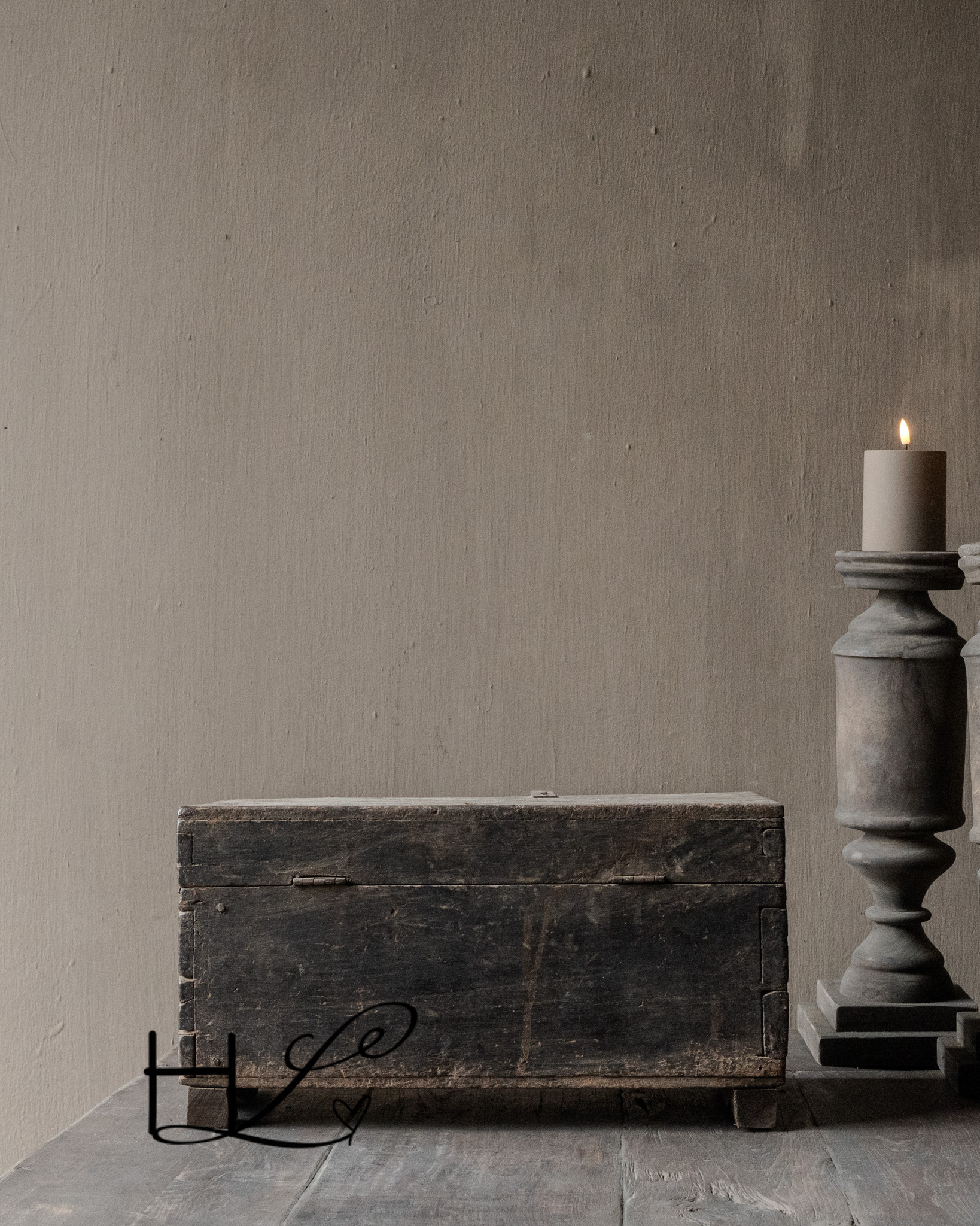 Einzigartige alte authentische Holzkiste HOFFZ-8