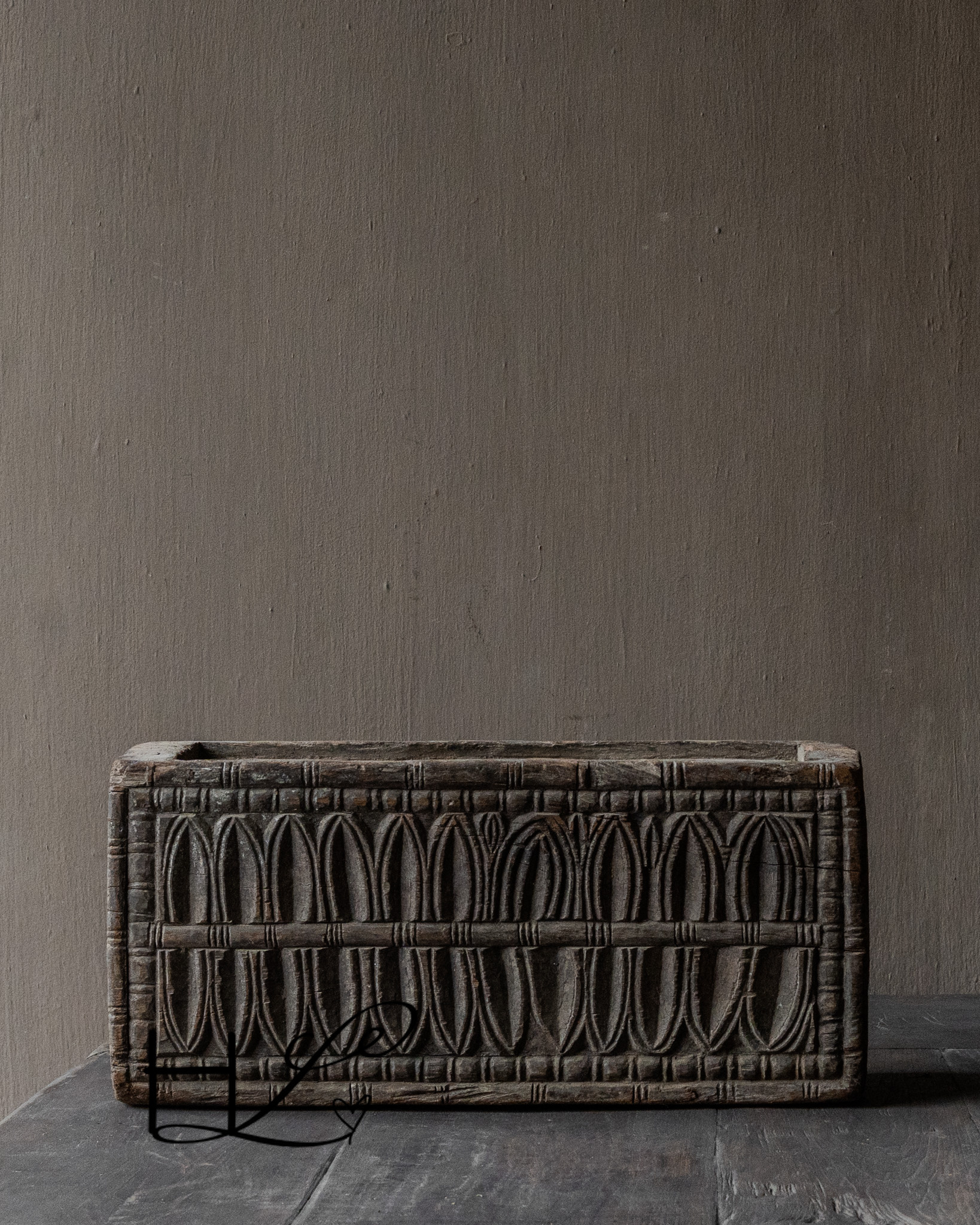 Old wooden grain trough India – Hoffz-4