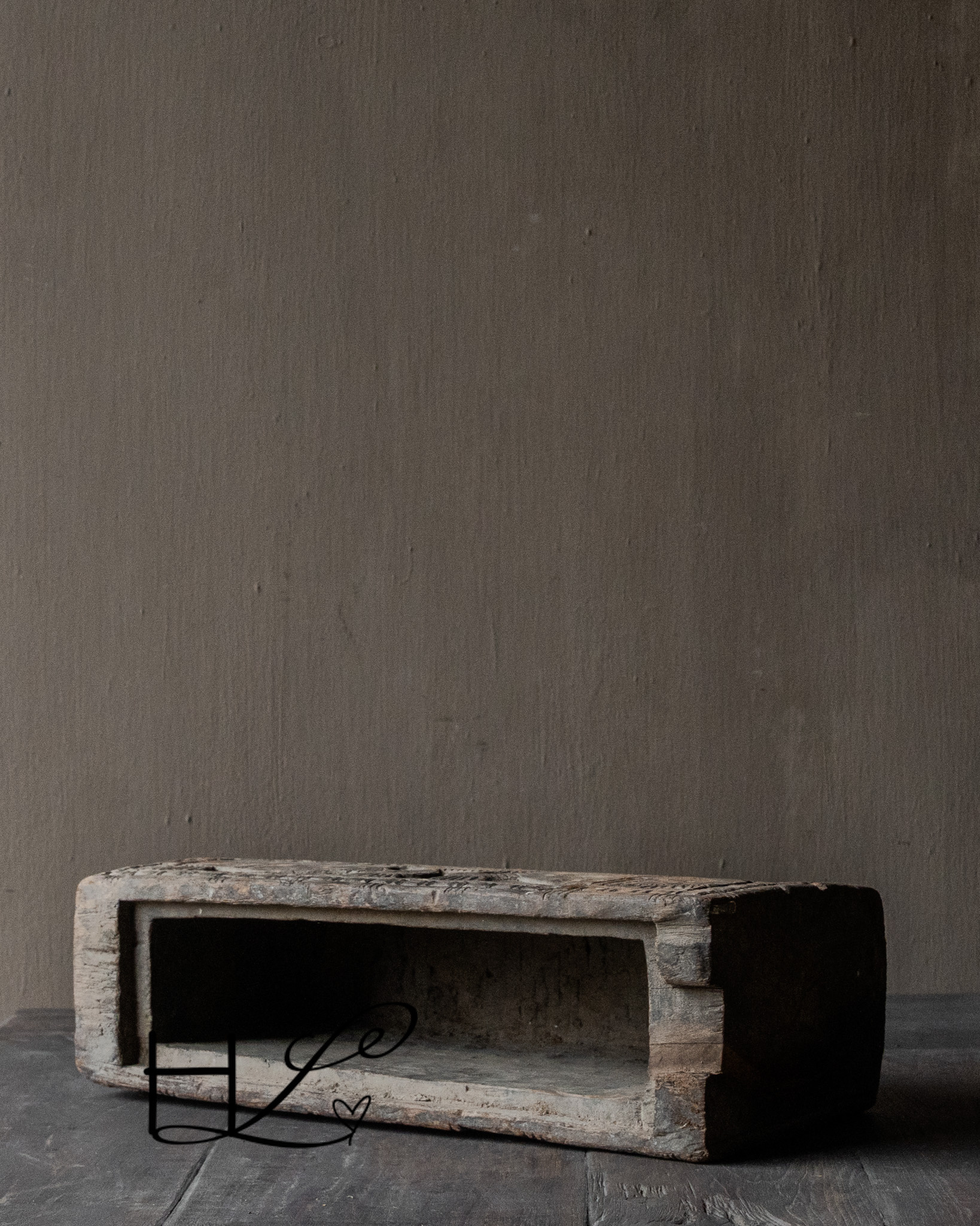 Old wooden grain trough India – Hoffz-6