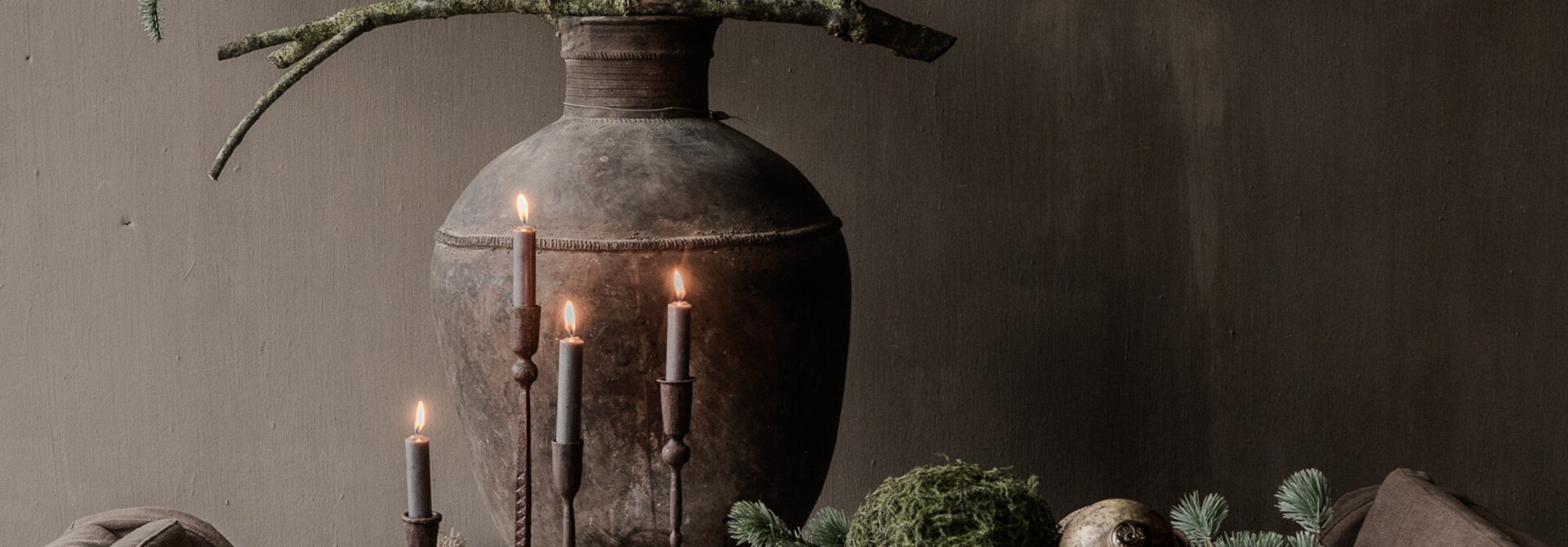 Vintage Handgeknoopt Oosters Kleed – Uniek & Doorleefd