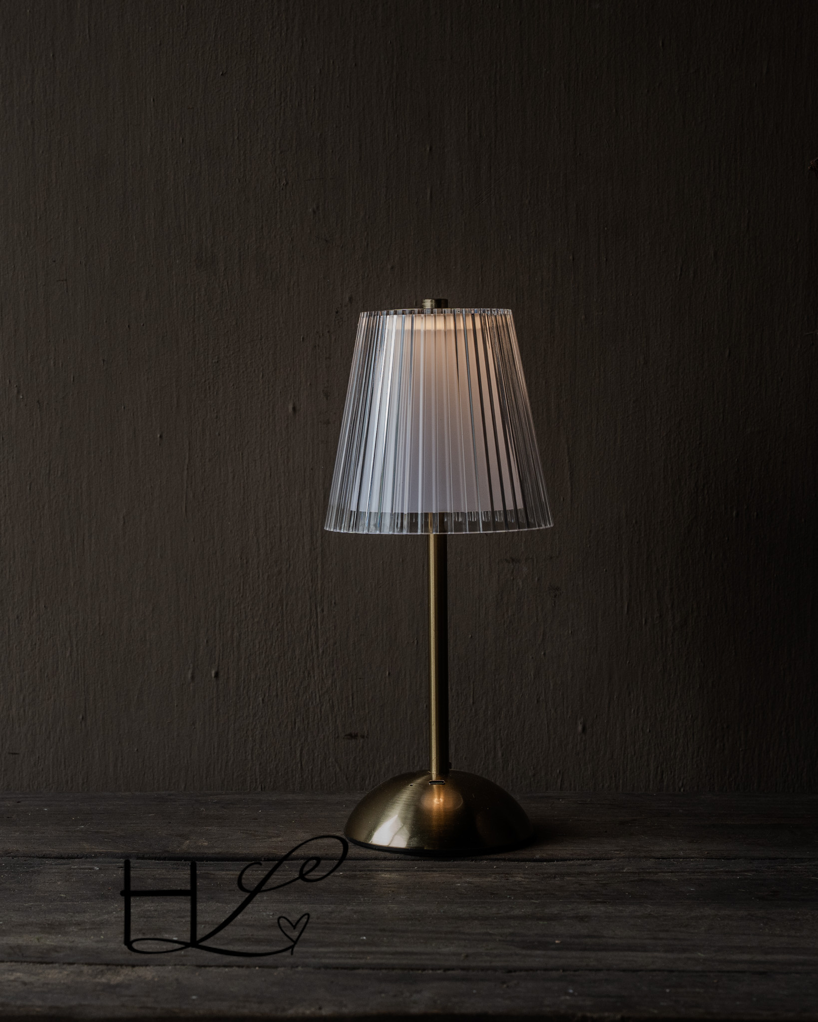 Rechargeable table lamp metal crystal-2