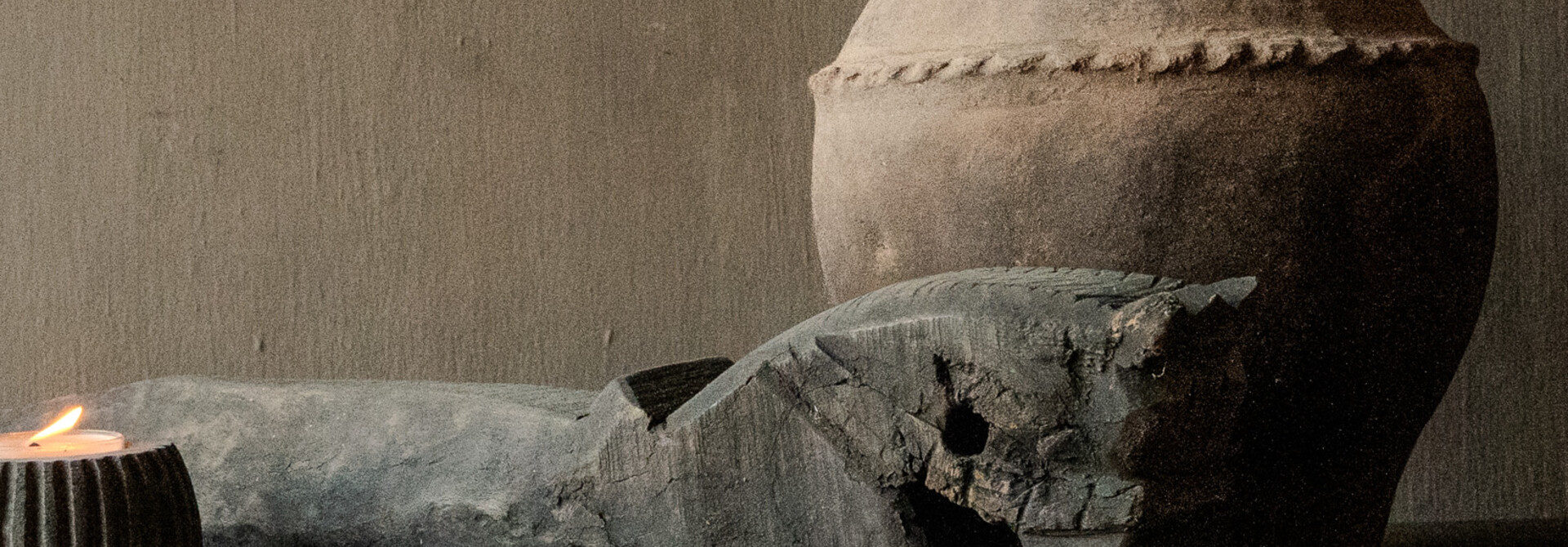 Einzigartiger, authentischer indischer Krug