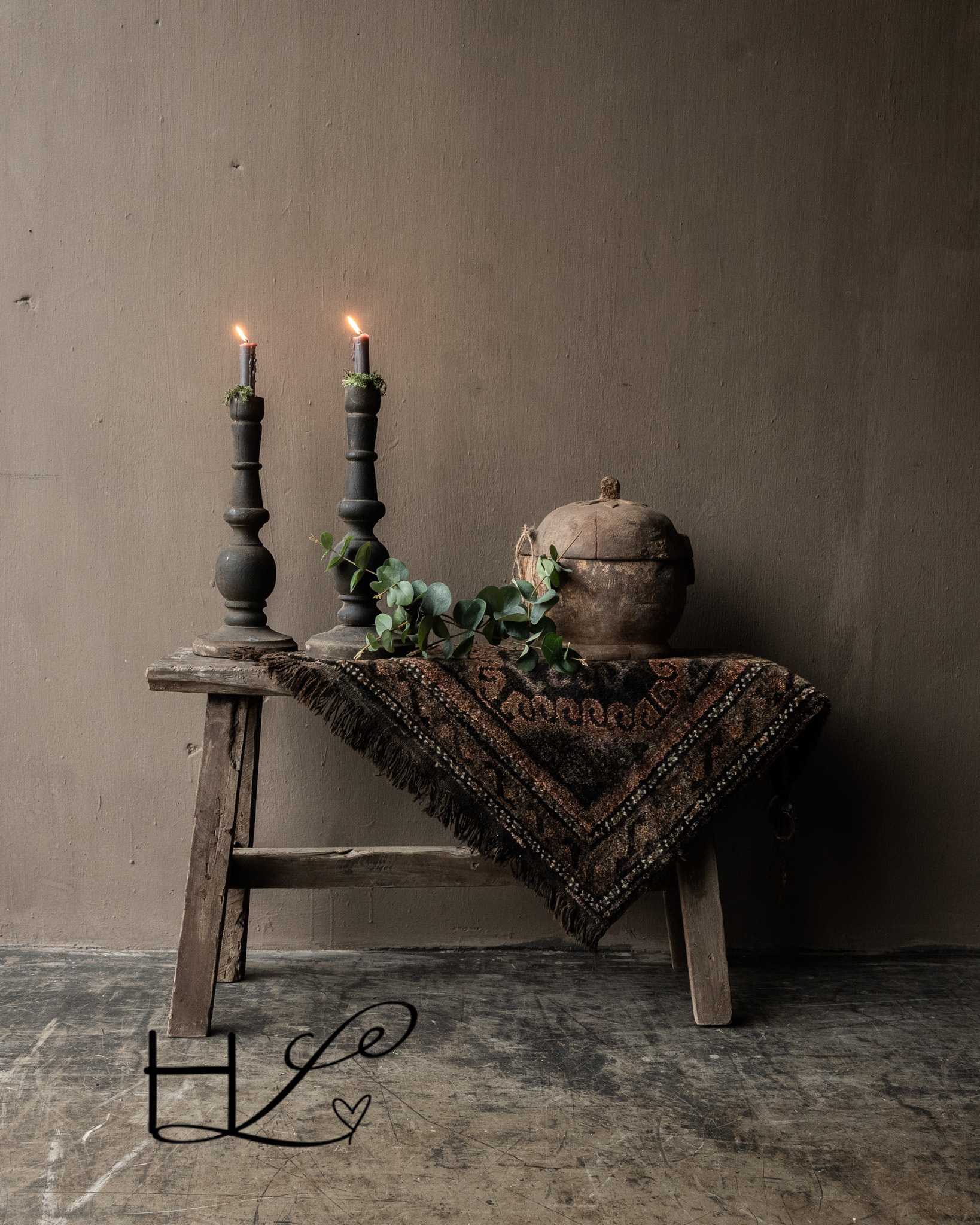 Old Farm Bench Aura Peeperkorn-1