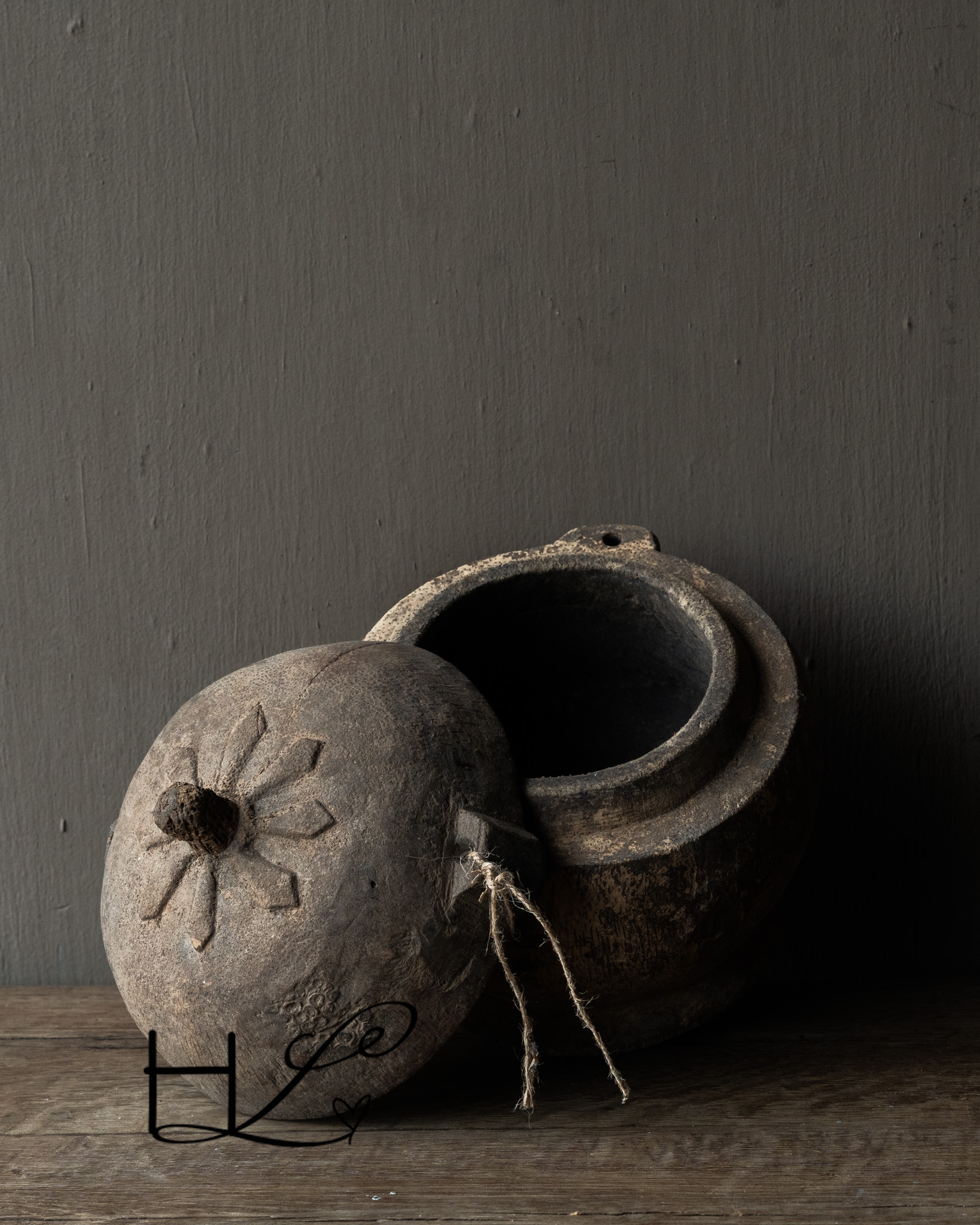 Authentic coconut pot with lid-7