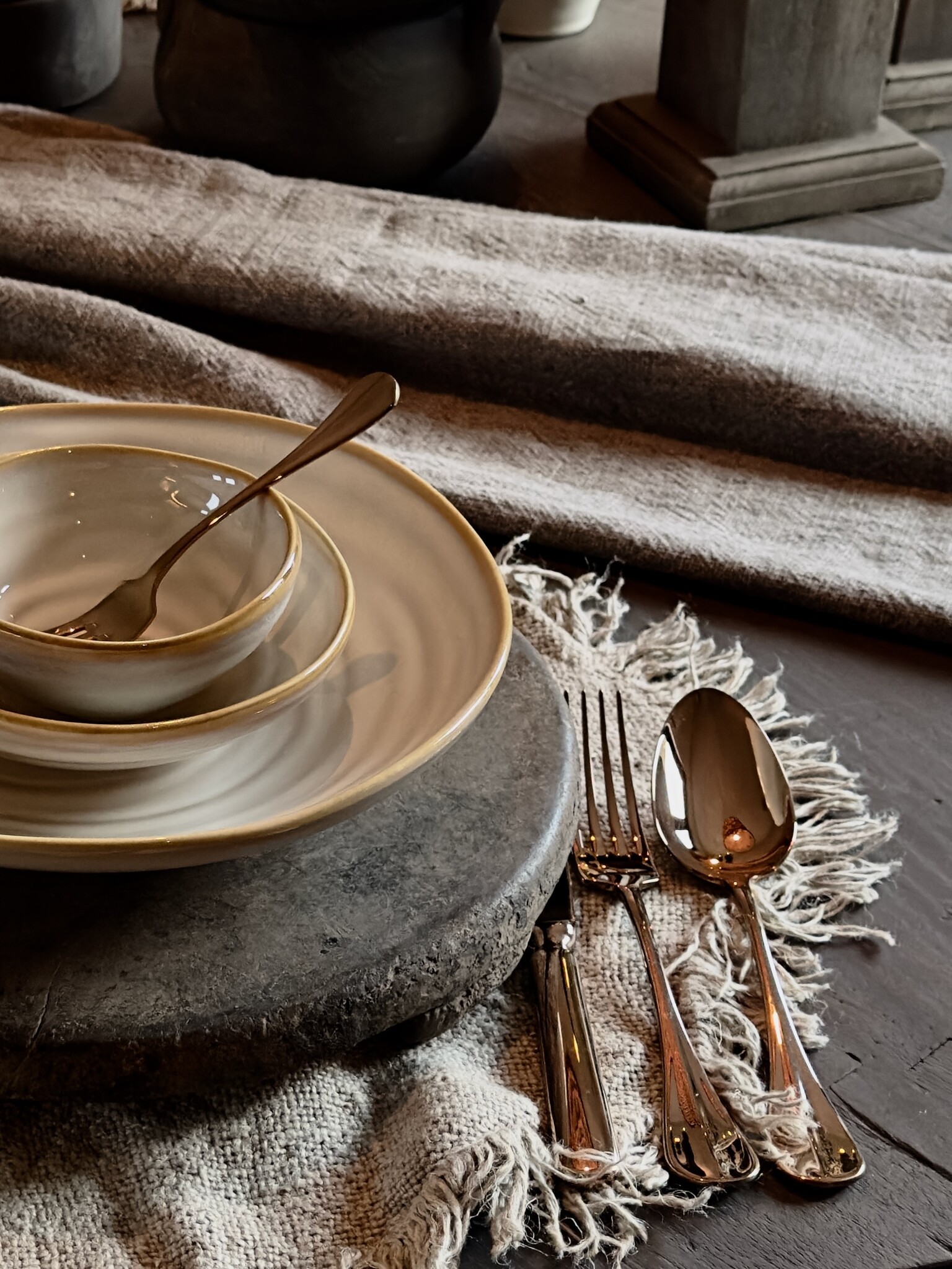 Bestekset TRULLI 2 persoons 10 delig rosé goud-1