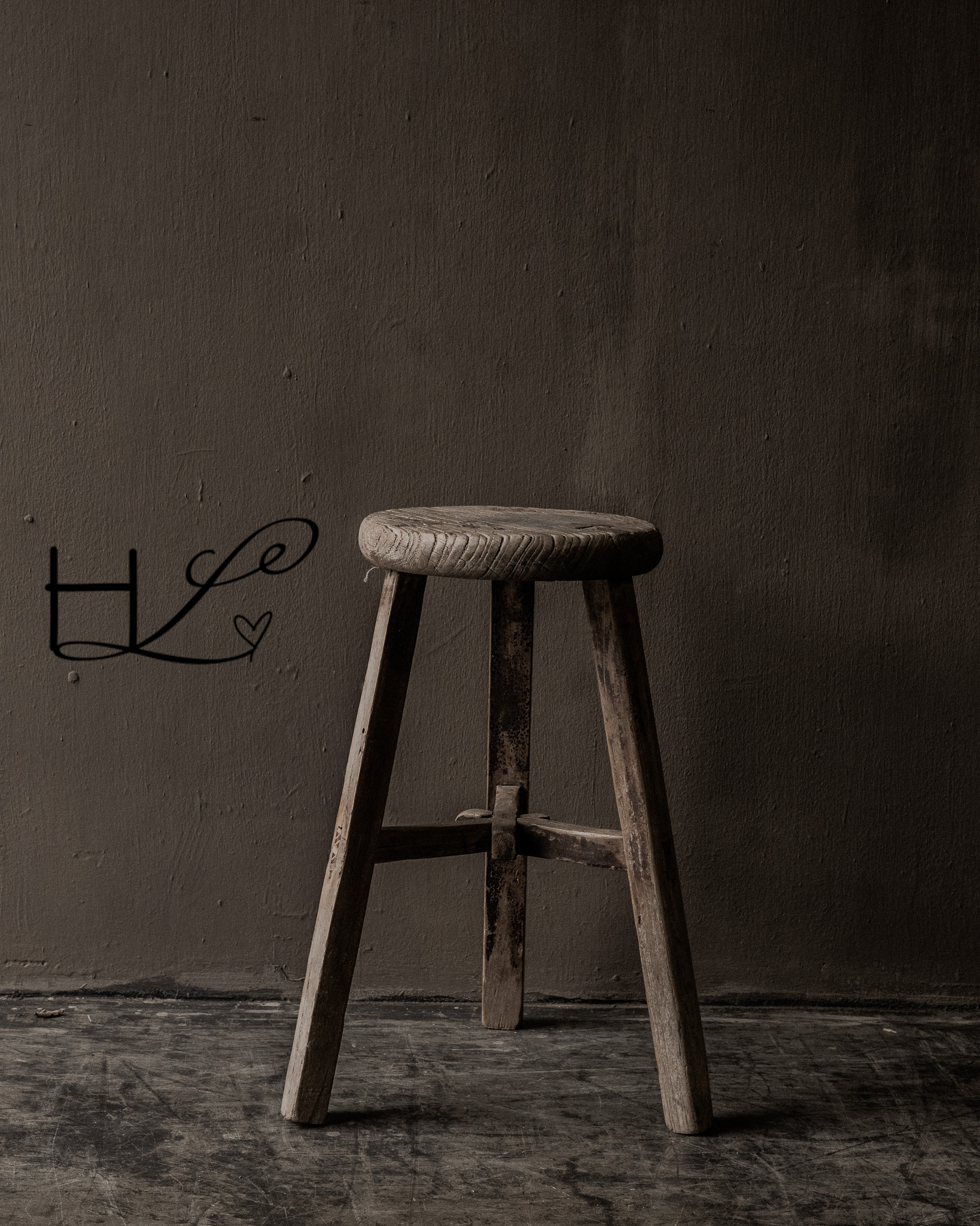 Alter runder Hocker aus Ulmenholz-4