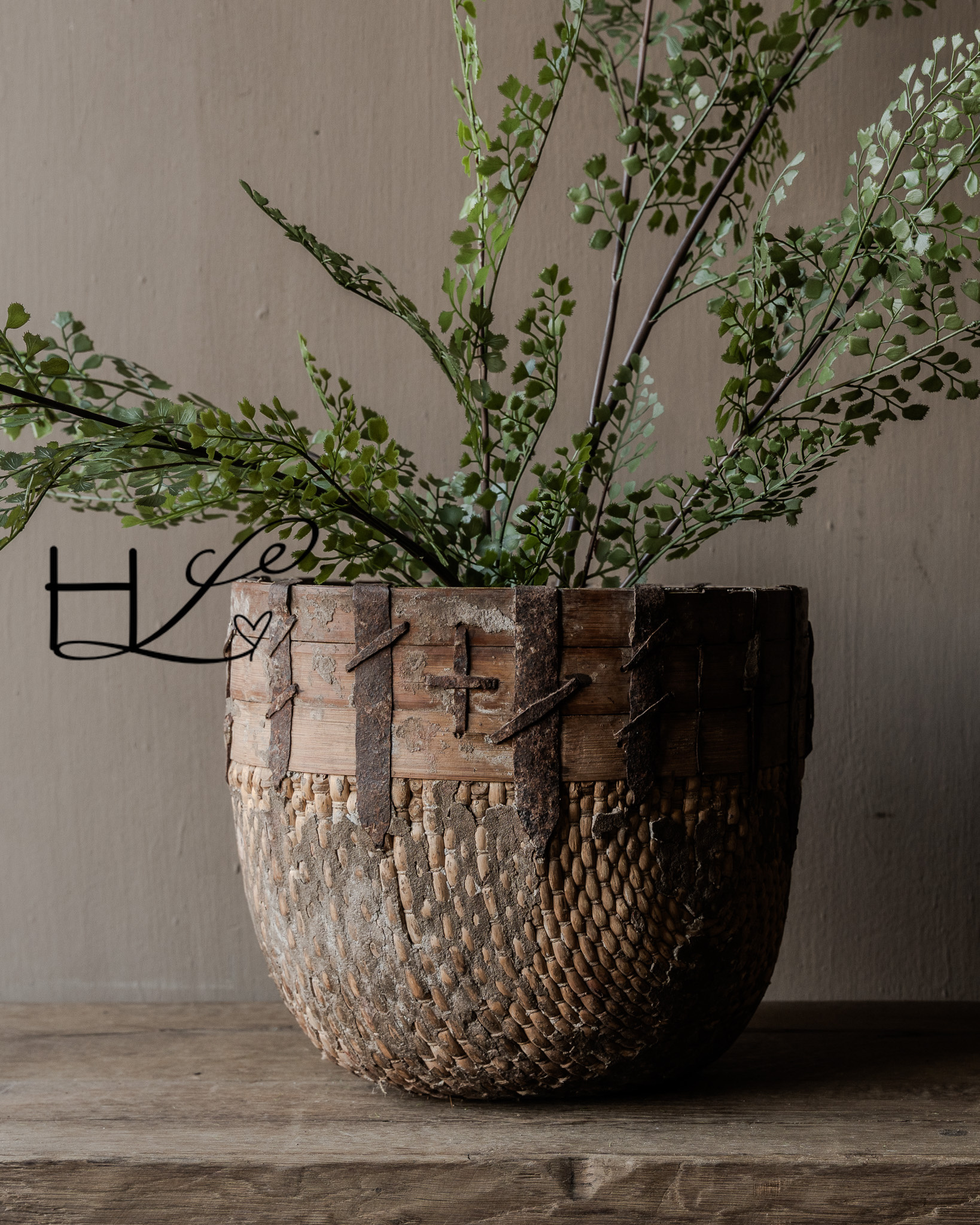 Oude Authentieke Rieten mand met houten rand-2