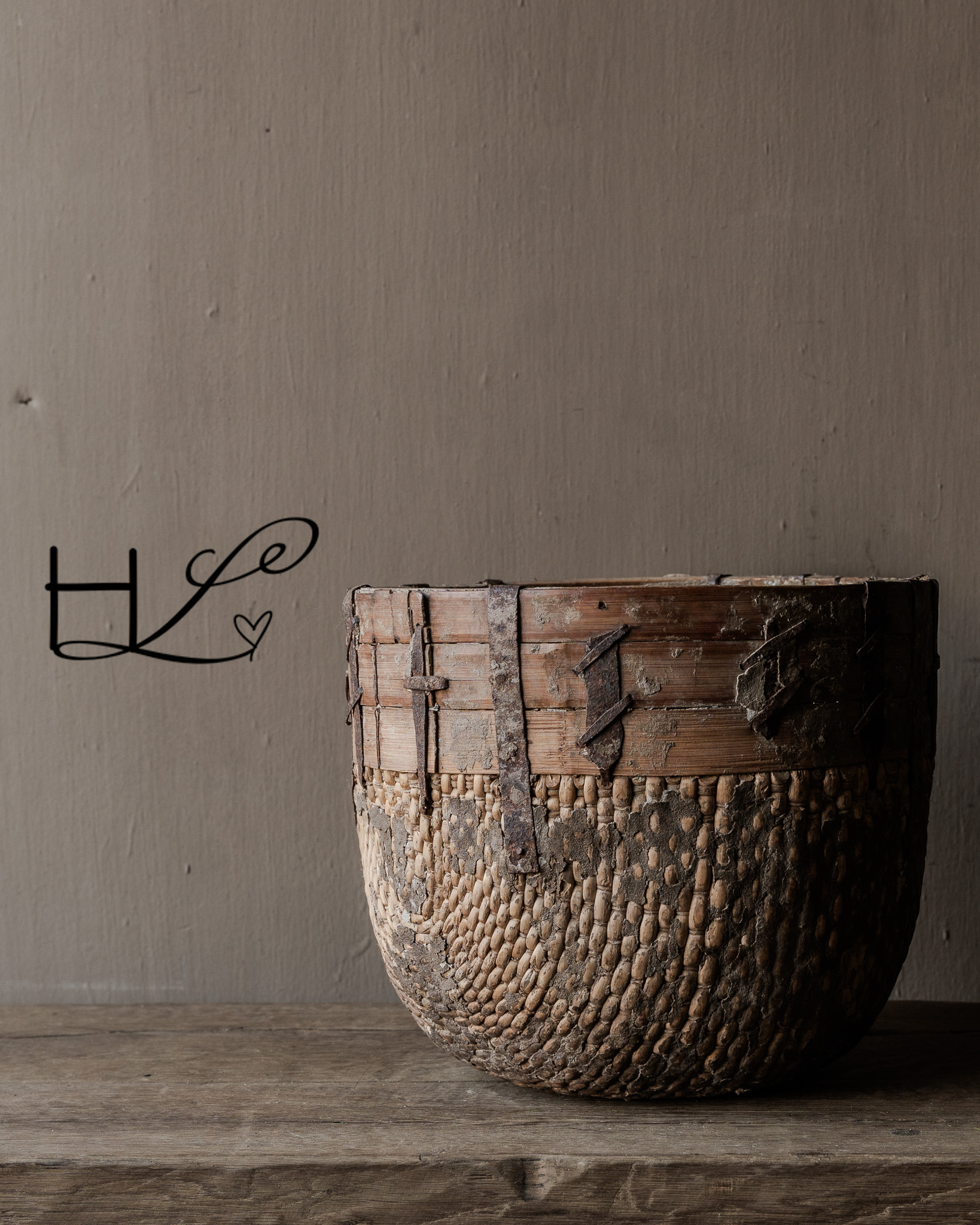 Oude Authentieke Rieten mand met houten rand-5