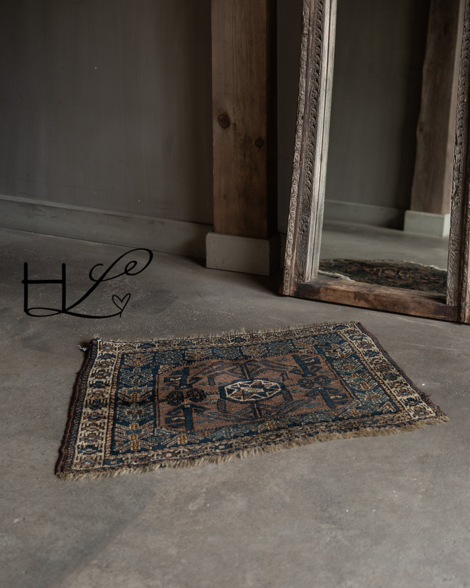 Vintage tablecloth or saddle cloth-5