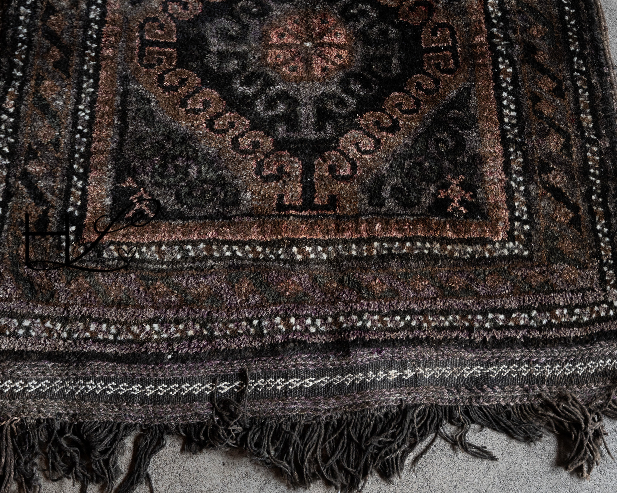 Vintage tablecloth or saddle cloth-3