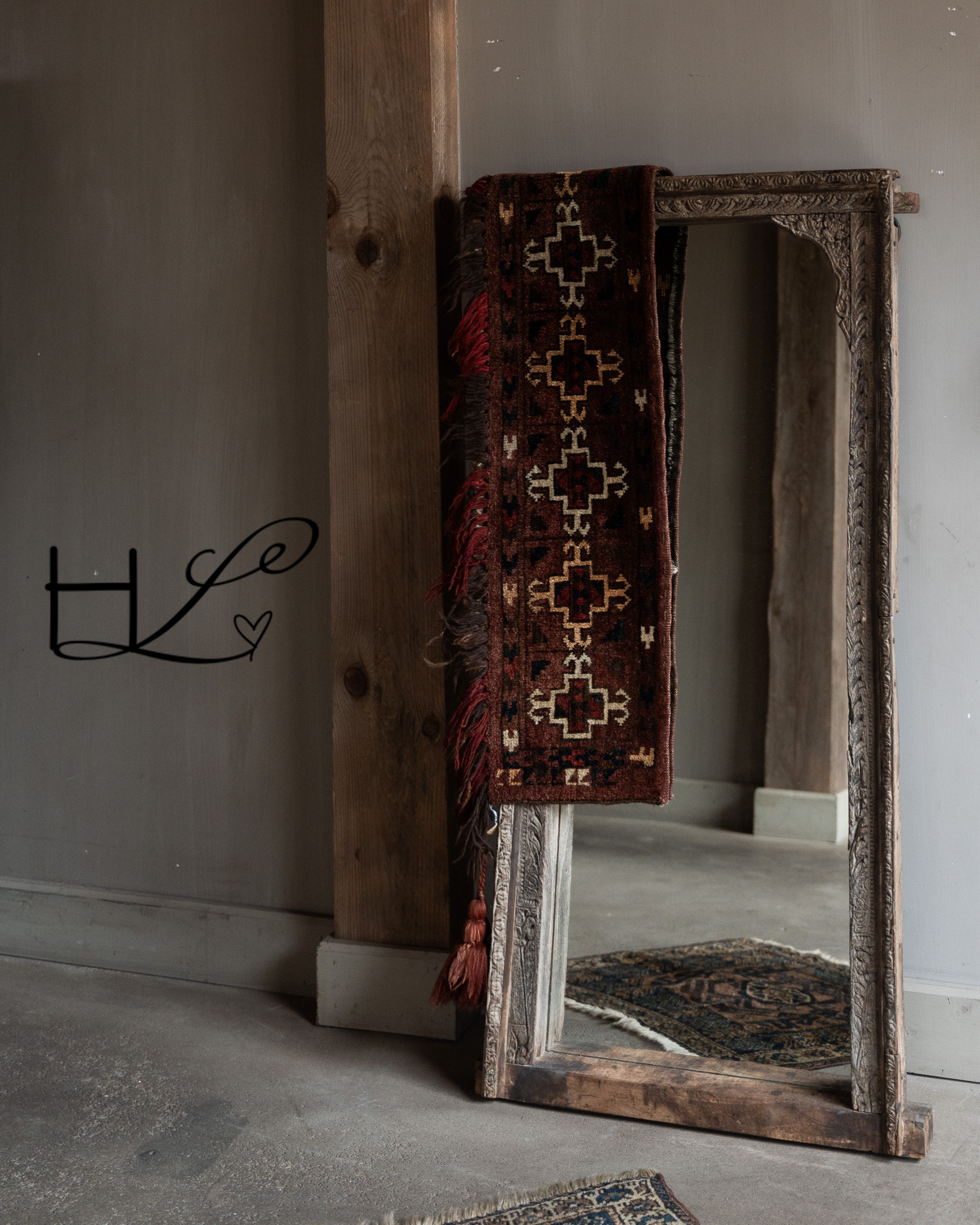 Vintage tablecloth or saddle cloth-4