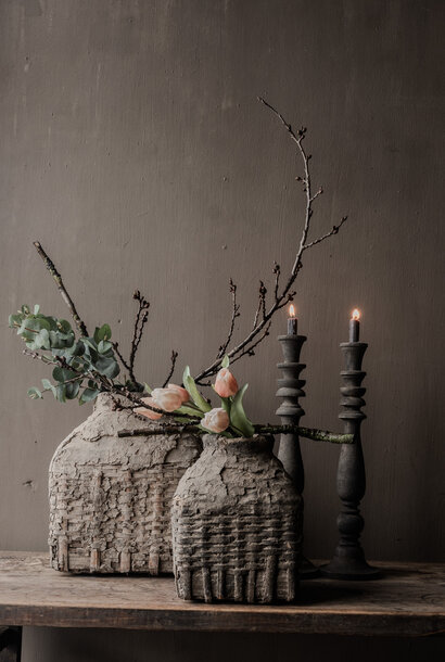 Uniek oud leem mandje /kruik