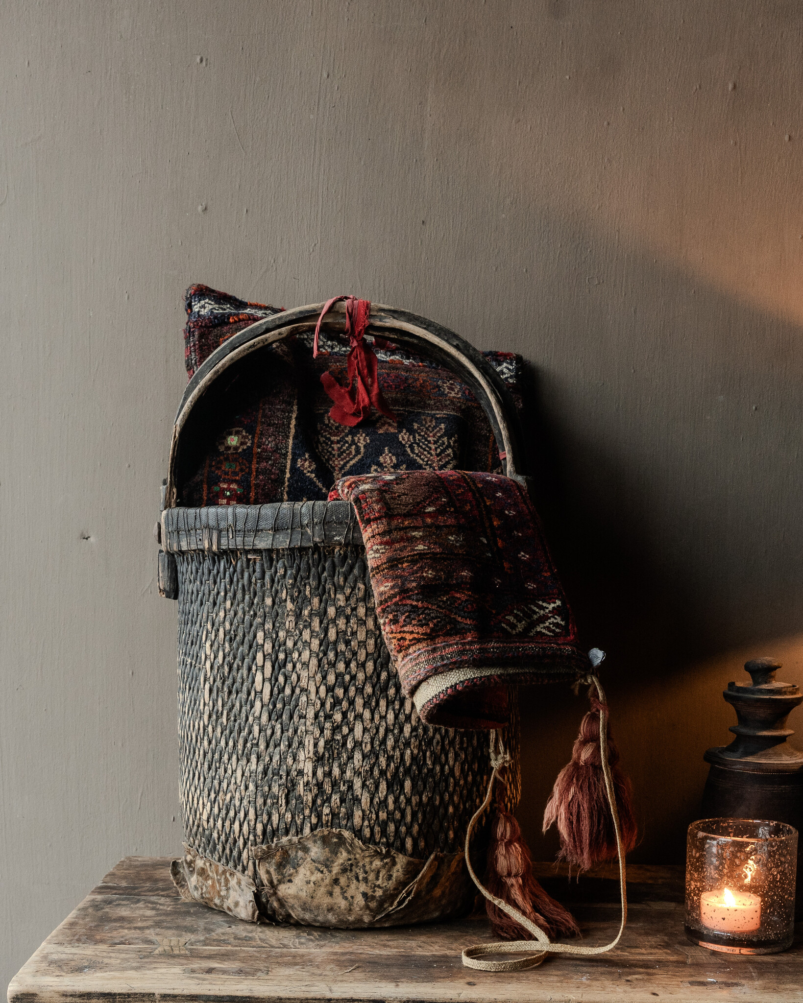 Oude Authentieke Wicker mand-1