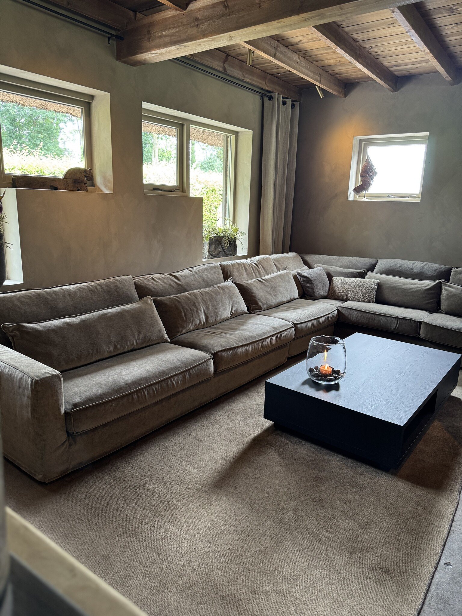 Coffee table Matt Black push to open-2