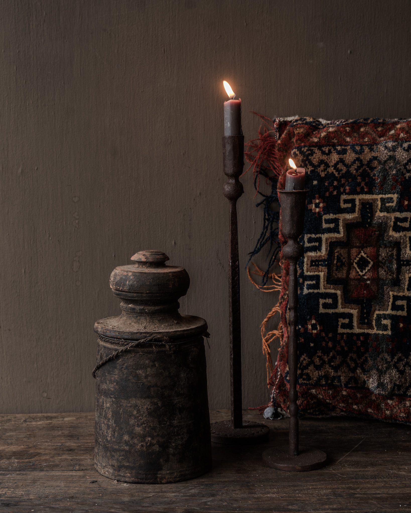 Original Old wooden Nepalese Jar / Pot with lid HOFFZ-1