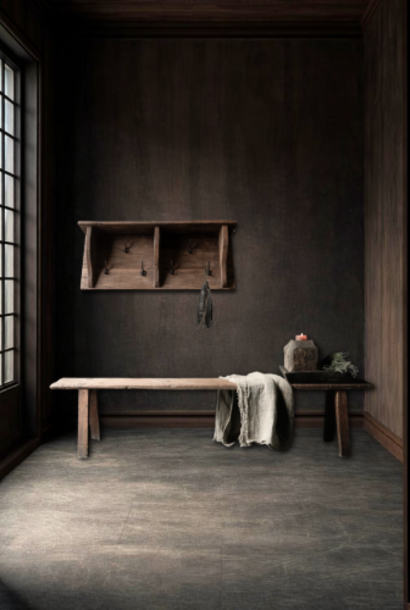 Kapstok / Wand console  gemaakt van oud gebruikt hout met ijzeren haken