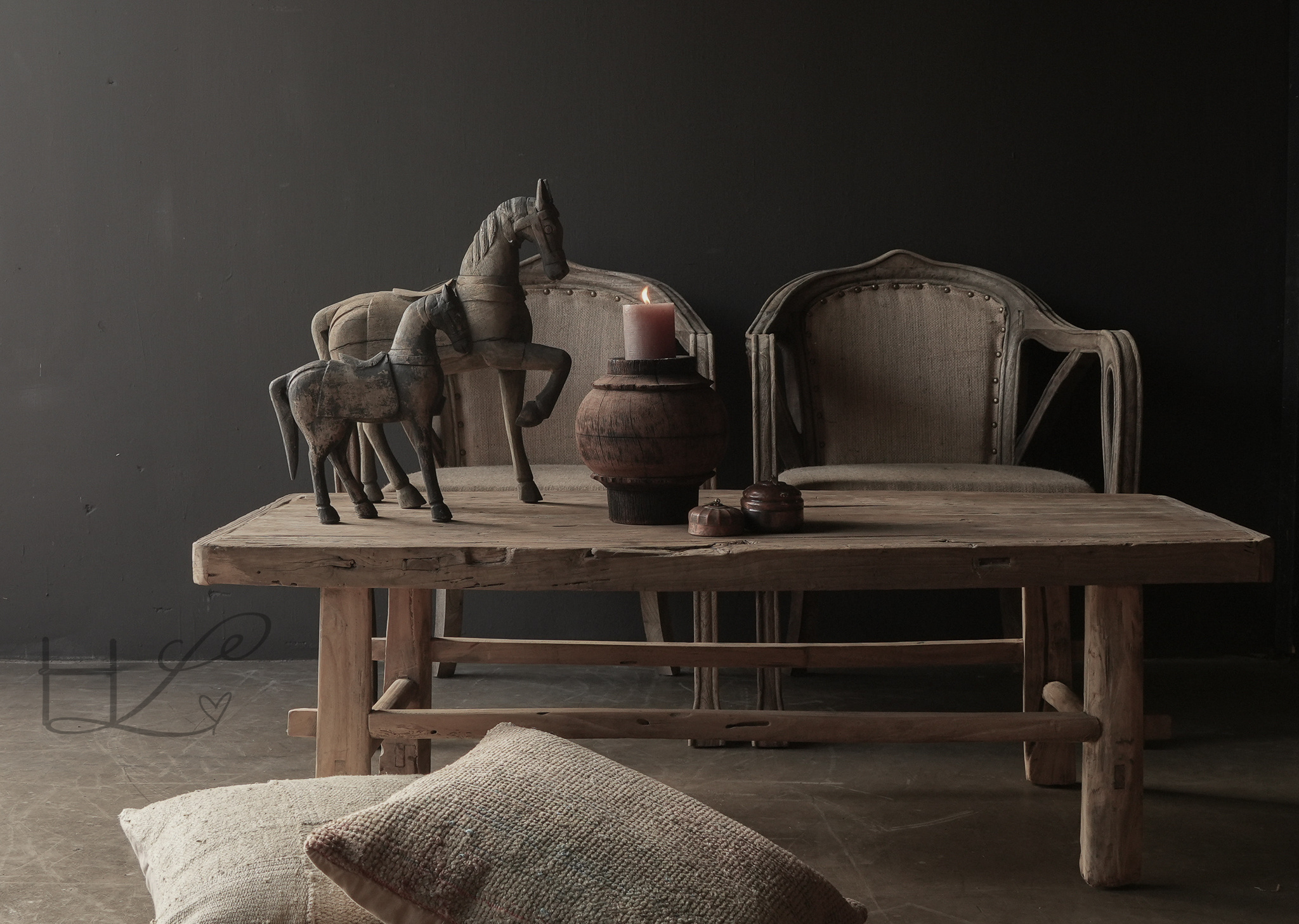 Sturdy sandblasted wooden country armchair-7