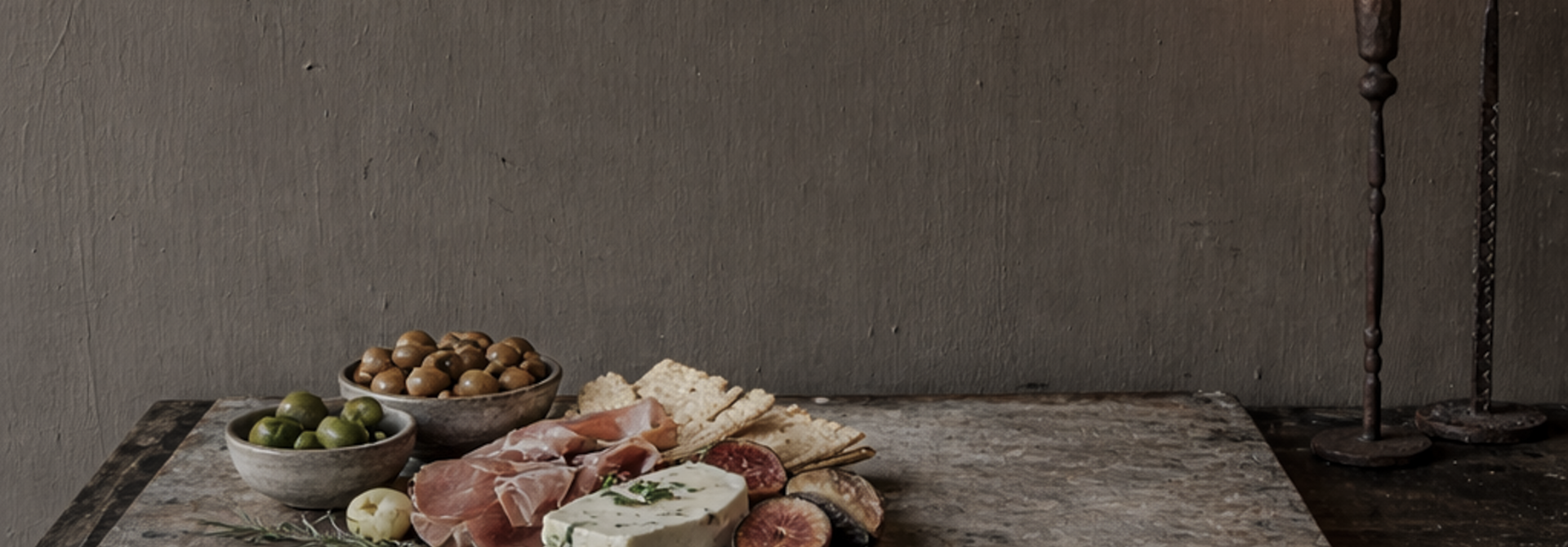 Hoffz Old wooden Turkish bread board / Cutting board pizza board XXL