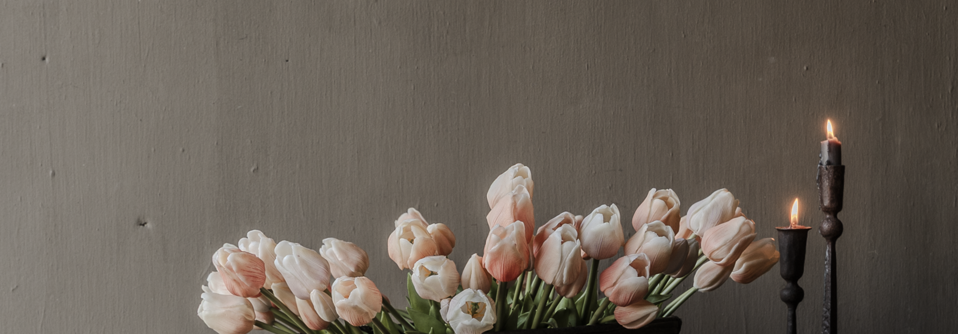 Origineel vintage ratan rieten leem mand