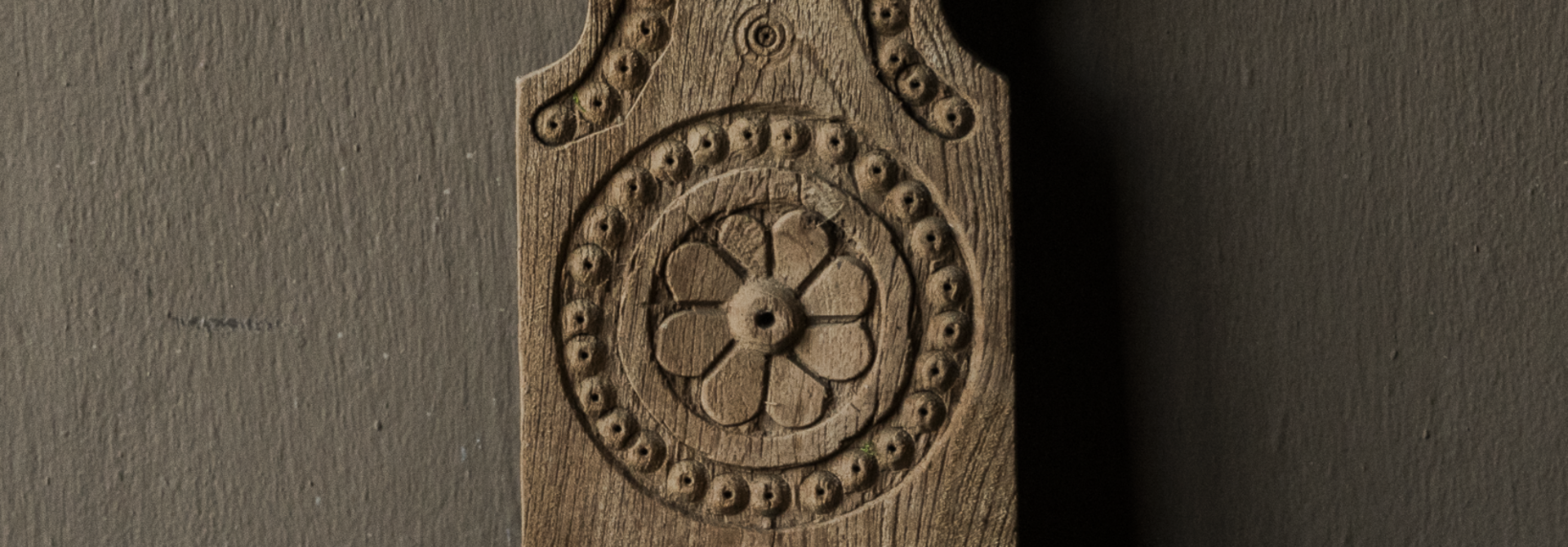 Unique wooden wall candlestick – hand-carved India