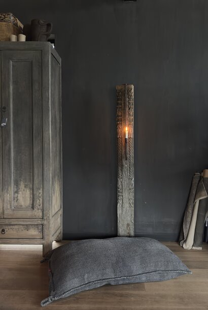 Beautiful sturdy coarsely woven cushion (grain bag)