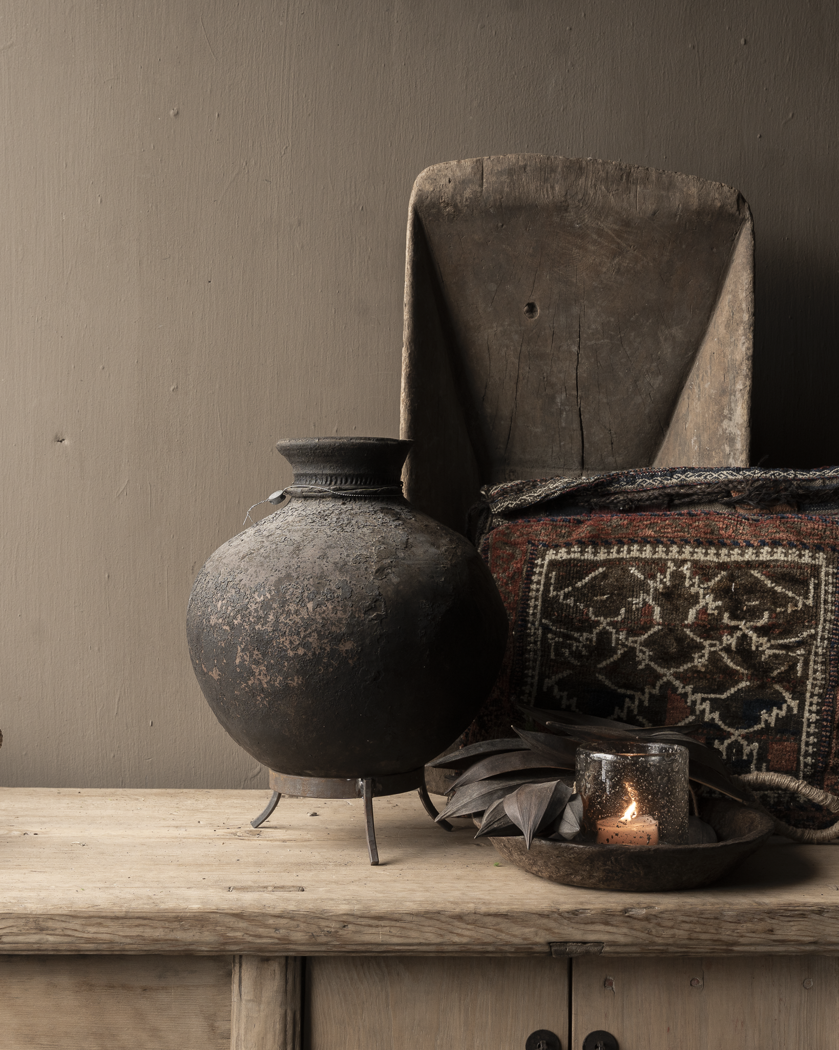 Old wooden grain trough India – Hoffz-5