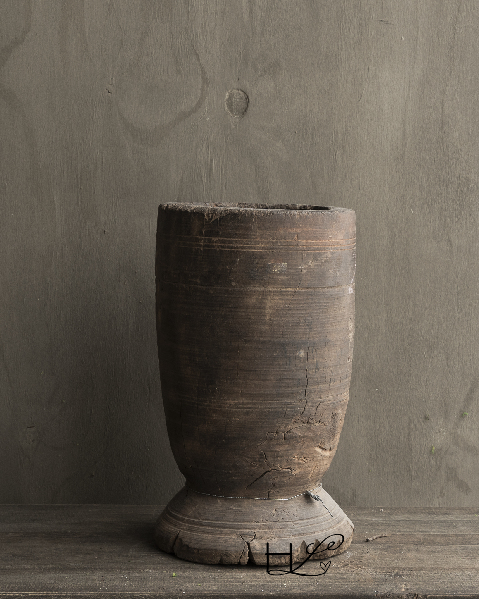 Robuster alter Holzmörser / Topf – HOFFZ-2