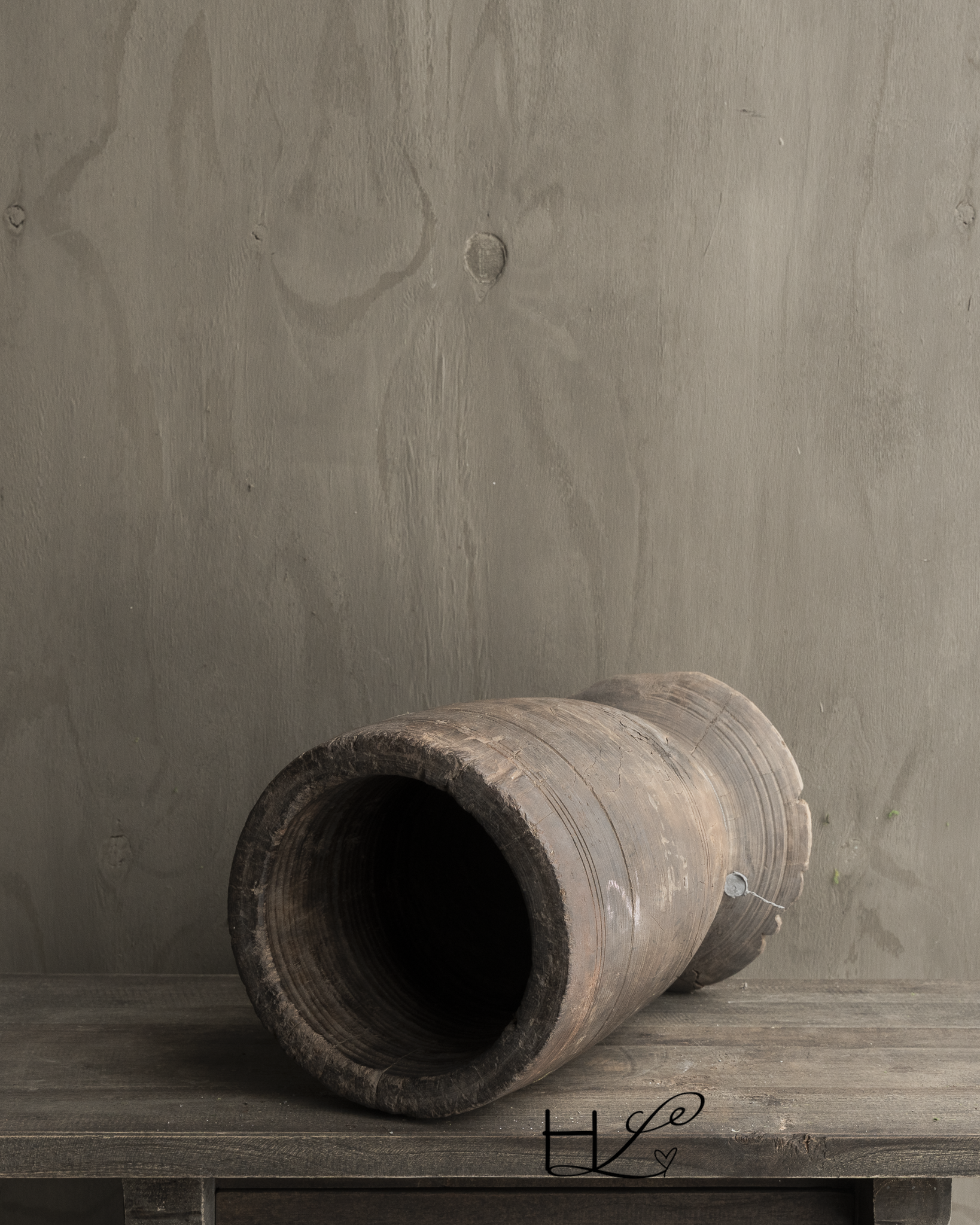 Robuster alter Holzmörser / Topf – HOFFZ-6