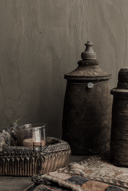 Originele Oud houten Nepalees  Kruikje  /Potje  met deksel   HOFFZ