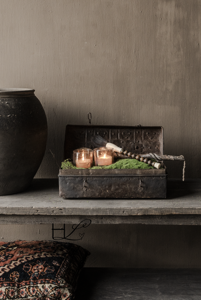 Stoer Oud IJzeren Kistje | Uniek & Authentiek