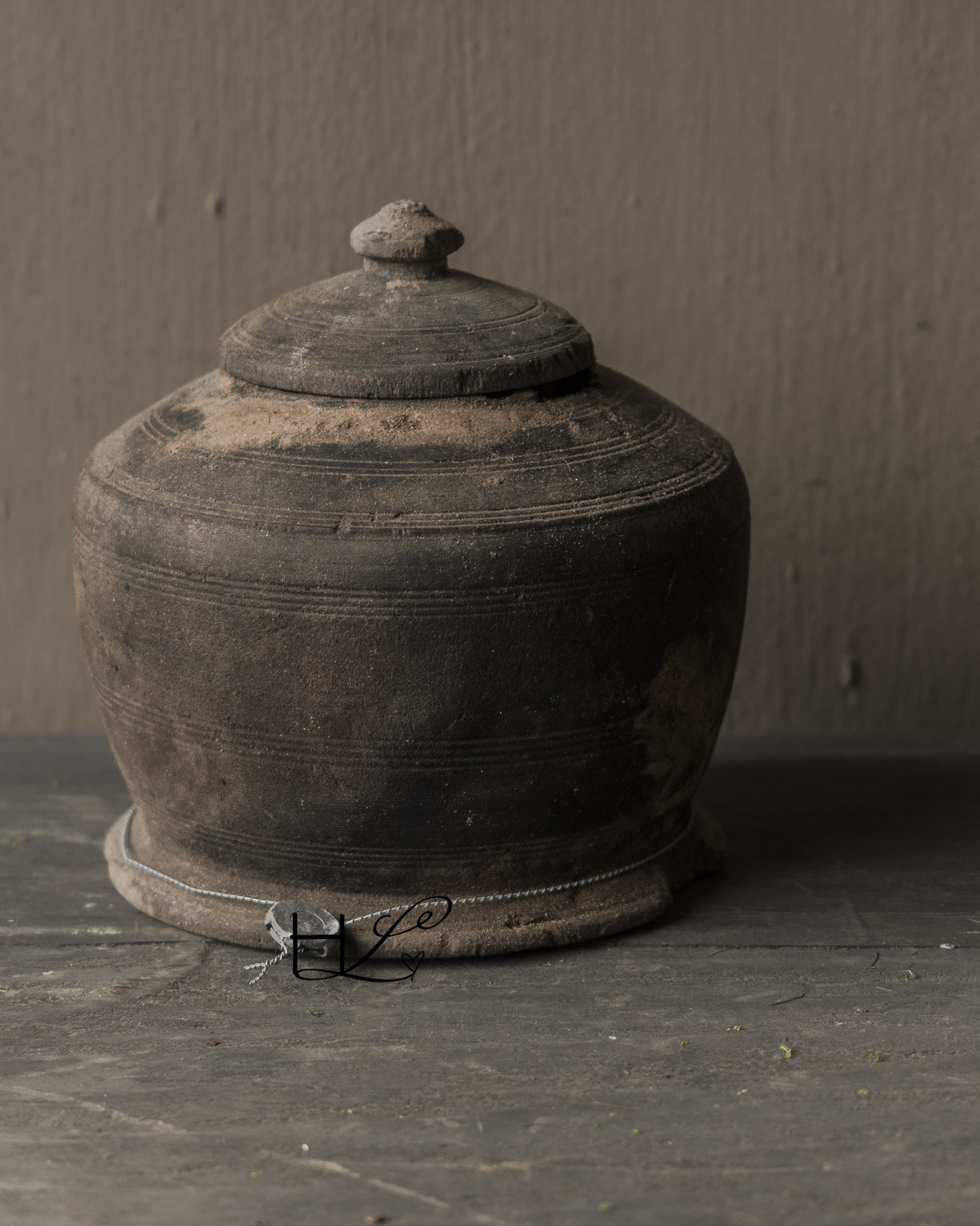 Originele Oude houten Nepalees Kruikje /Potje met deksel HOFFZ-5