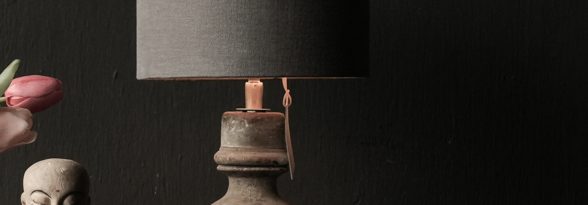 Schattig Klein houten balusterlampje