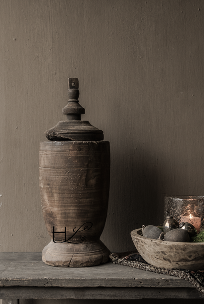 Originele Uniek Oude houten Hoffz Nepalese Kruik /Pot met deksel