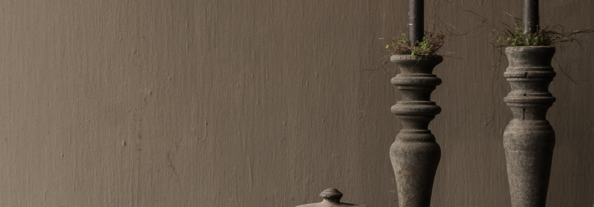 Original Old wooden Nepalese Jar / Pot with lid HOFFZ