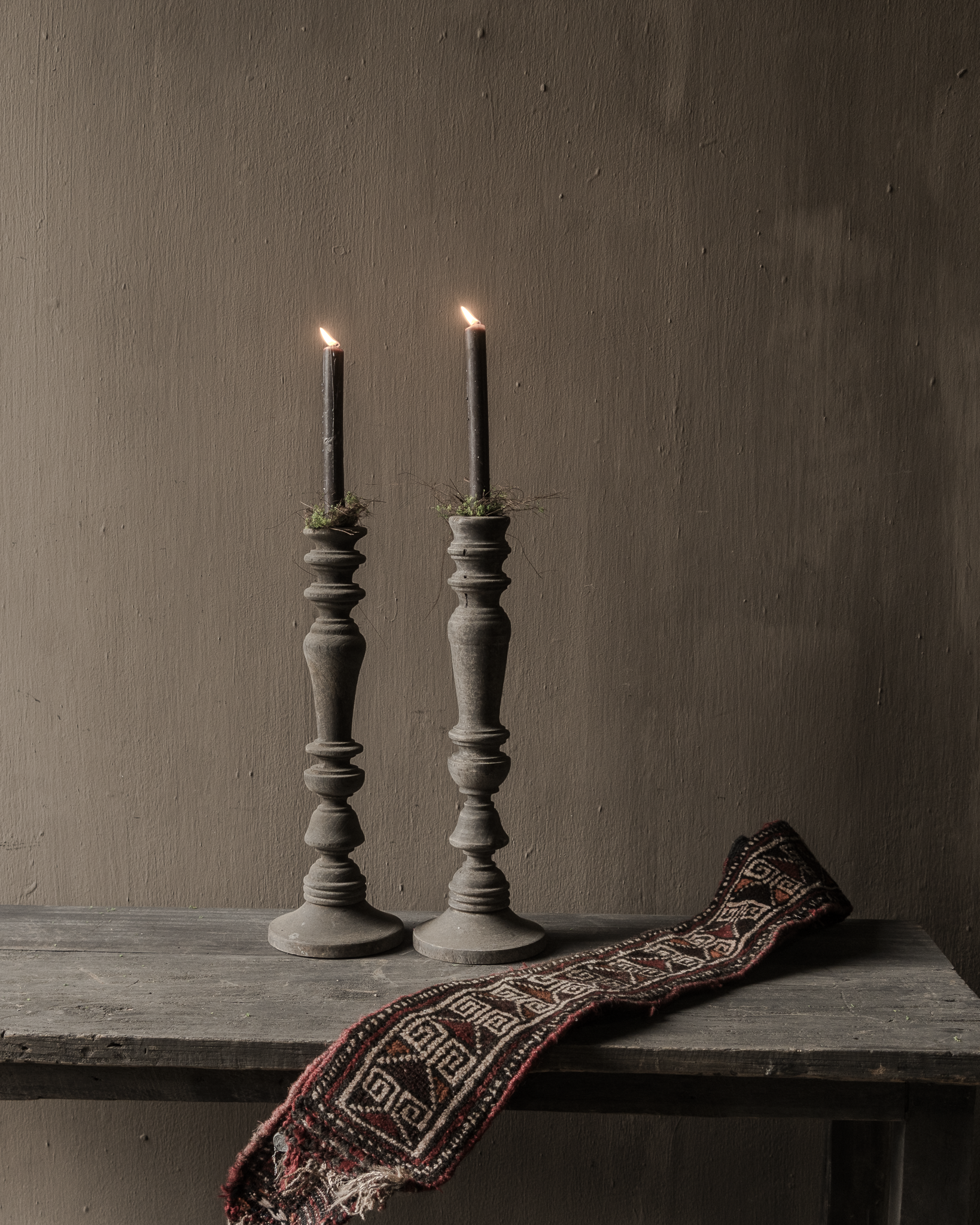 Stoer oud verweerd rustiek Houten kandelaar-1