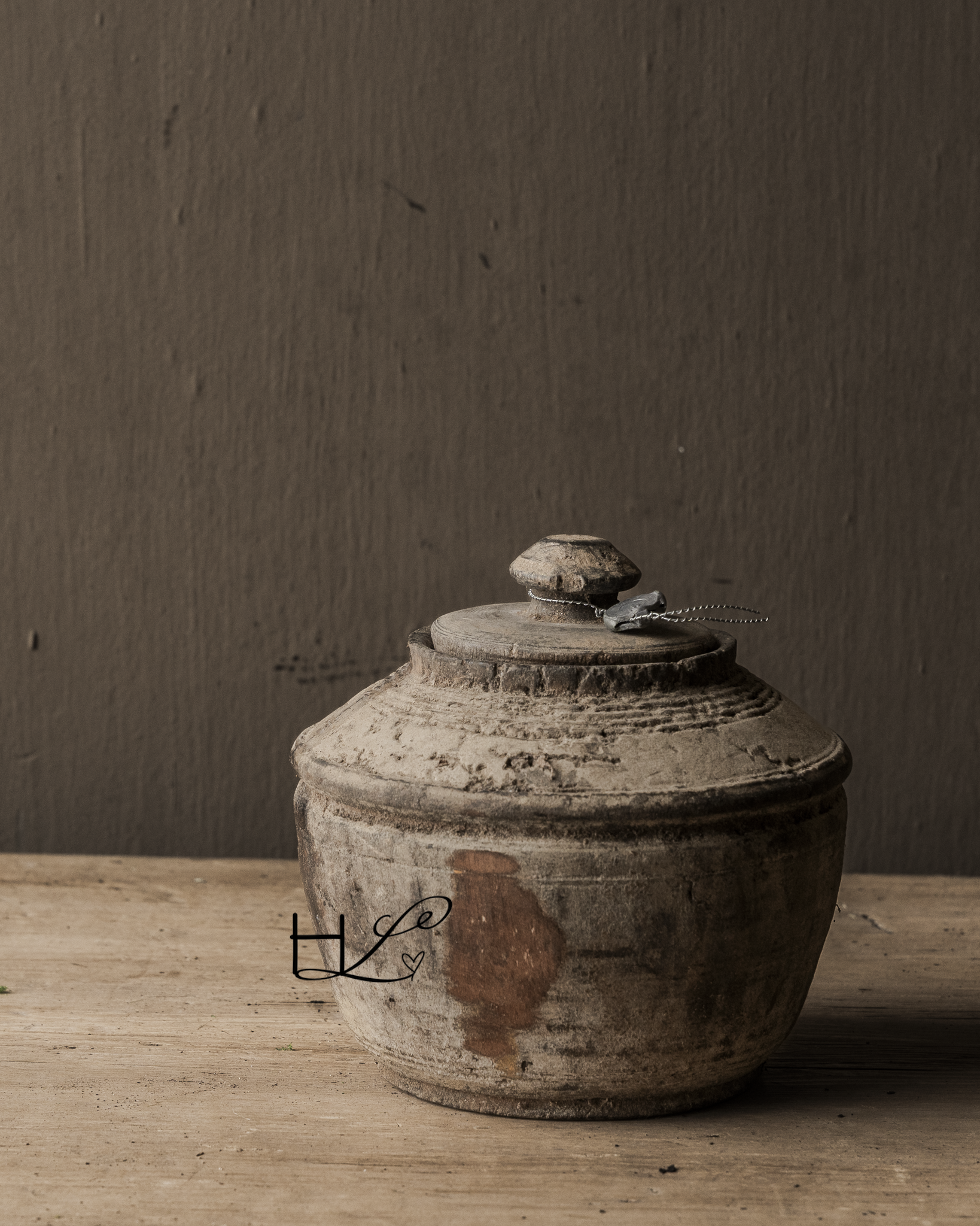 Original Old wooden Nepalese Pot with lid HOFFZ-3