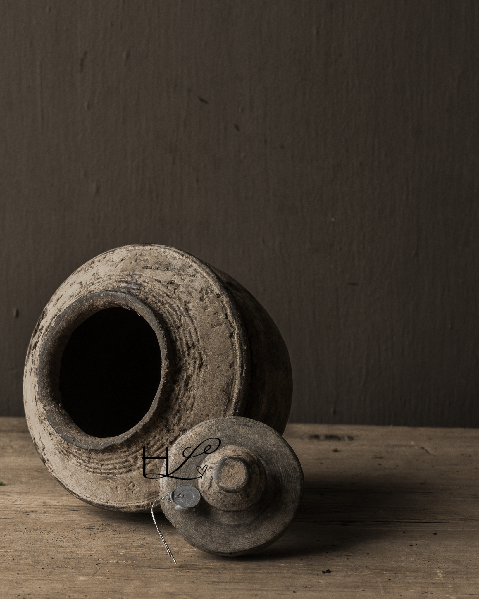 Original Old wooden Nepalese Pot with lid HOFFZ-6